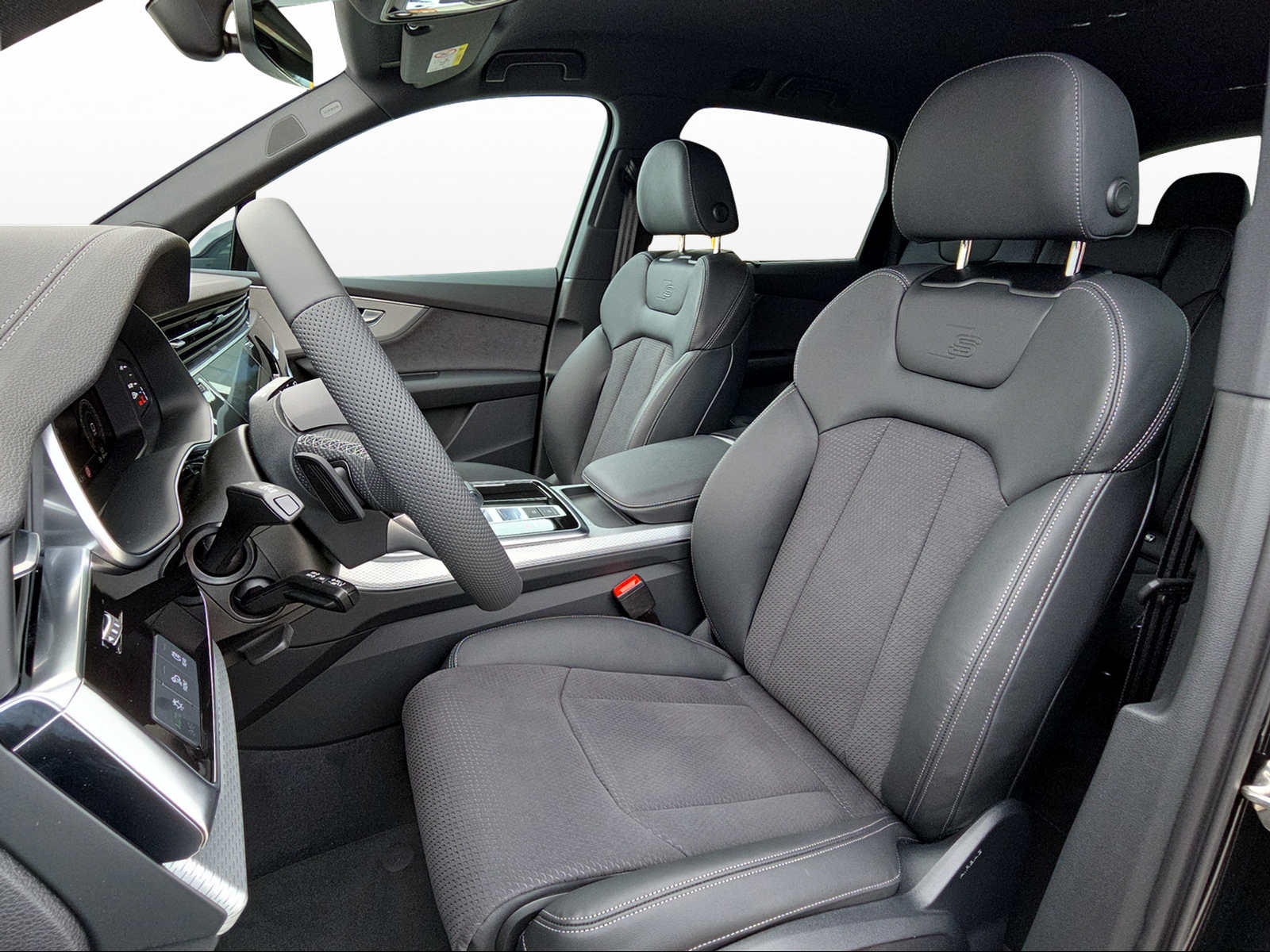 AUDI Q7 SUV TDI quattro 210 kW S Line tiptronic-image-7