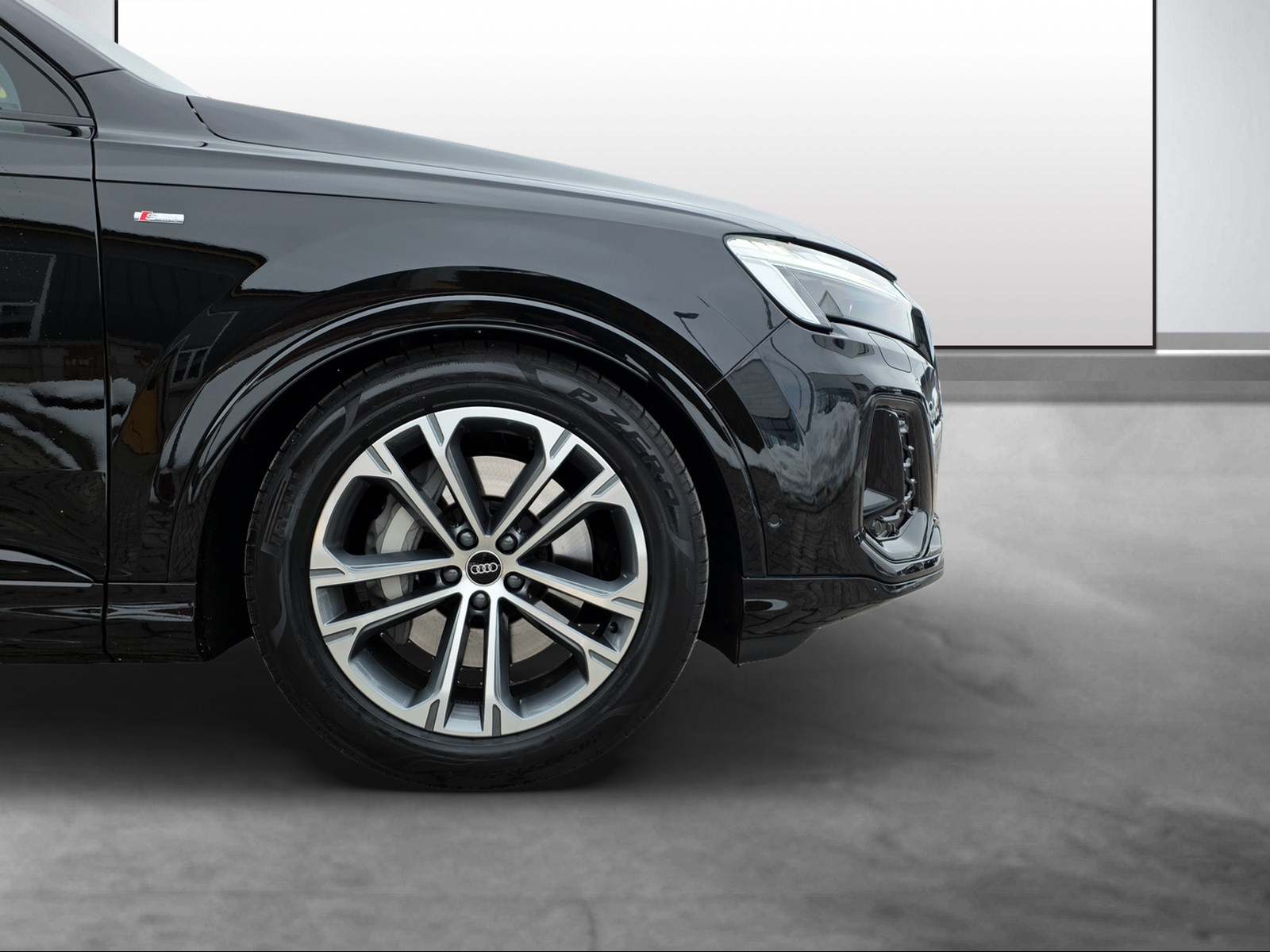 AUDI Q7 SUV TDI quattro 210 kW S Line tiptronic-image-14