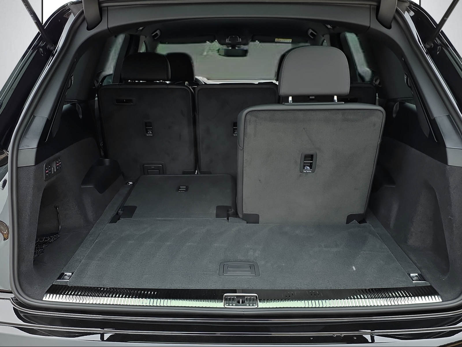 AUDI Q7 SUV TDI quattro 210 kW S Line tiptronic-image-11