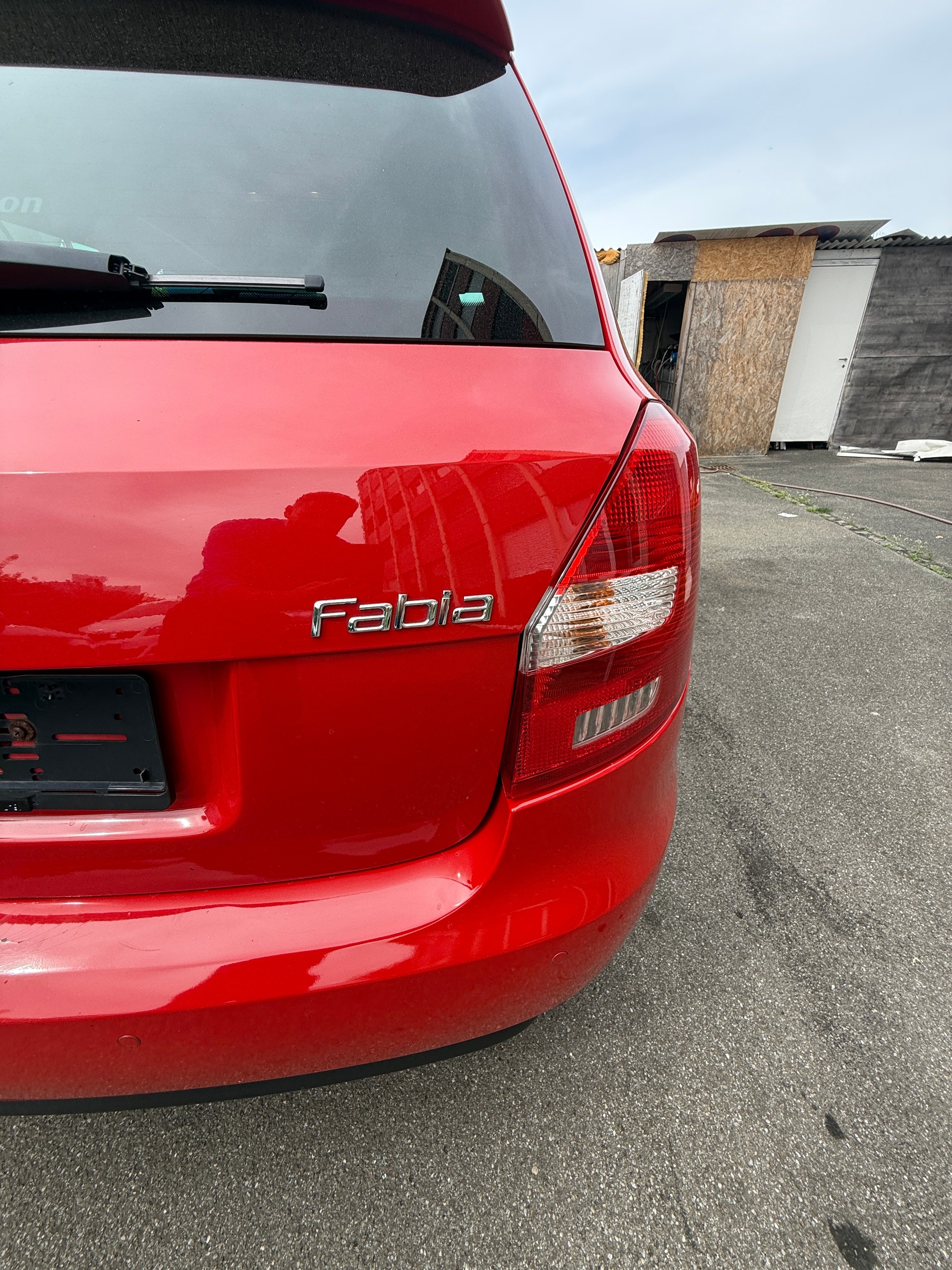 SKODA Fabia 1.4 TSI RS DSG-image-4