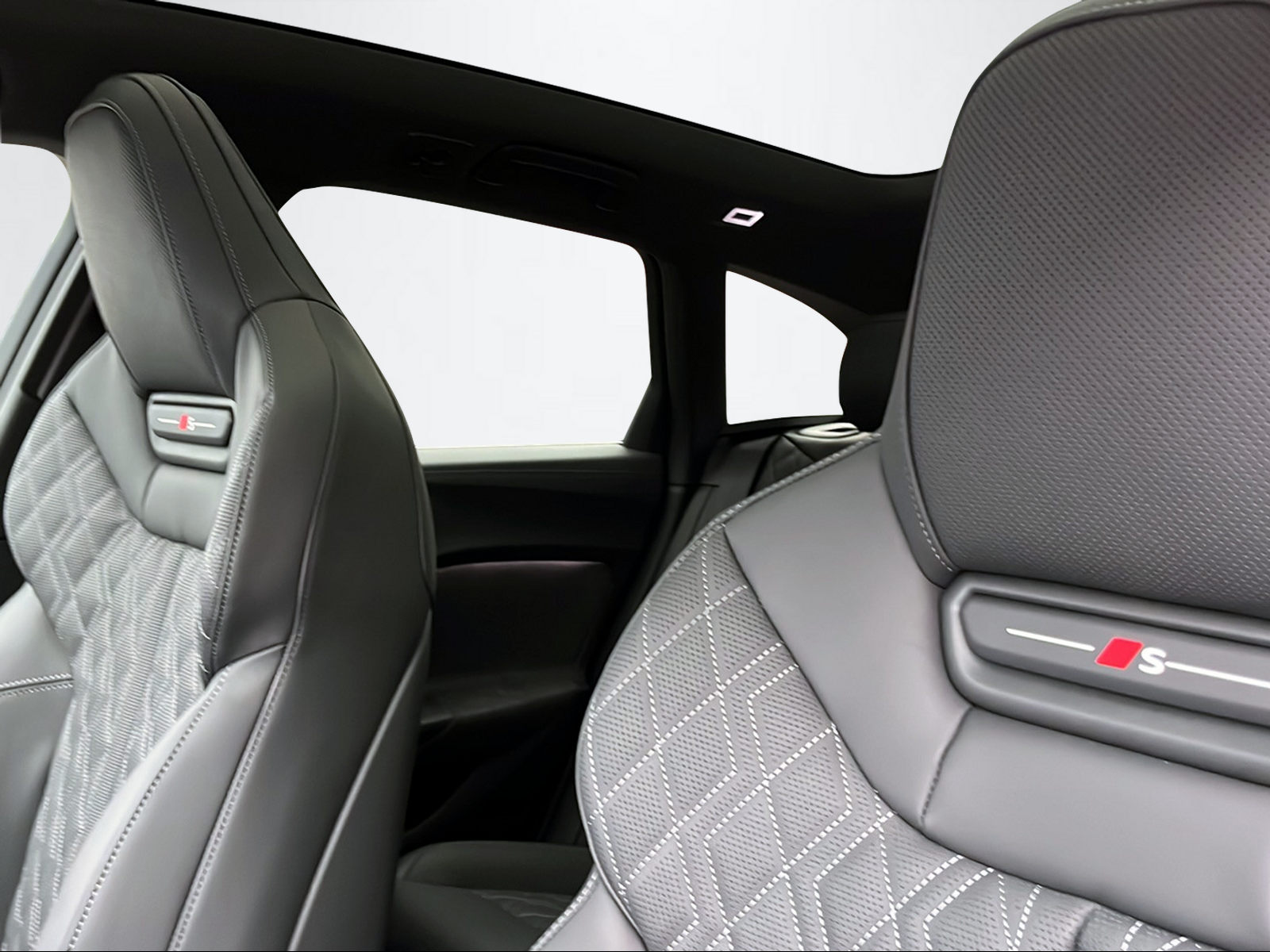 AUDI S5 AV TFSI quattro 270 kW S t. 3000ccm 367PS/270kW 6 Zylinder V6 TFSI Benzin / mHEV-image-13