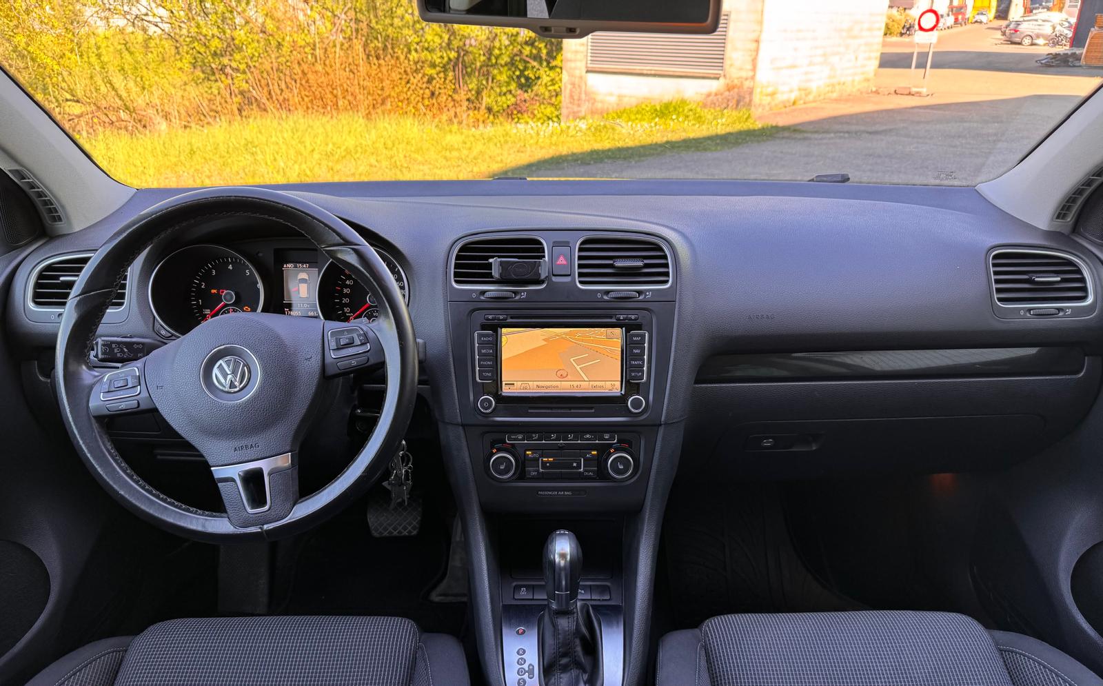 VW Golf 1.4 TSI Comfortline DSG-image-6