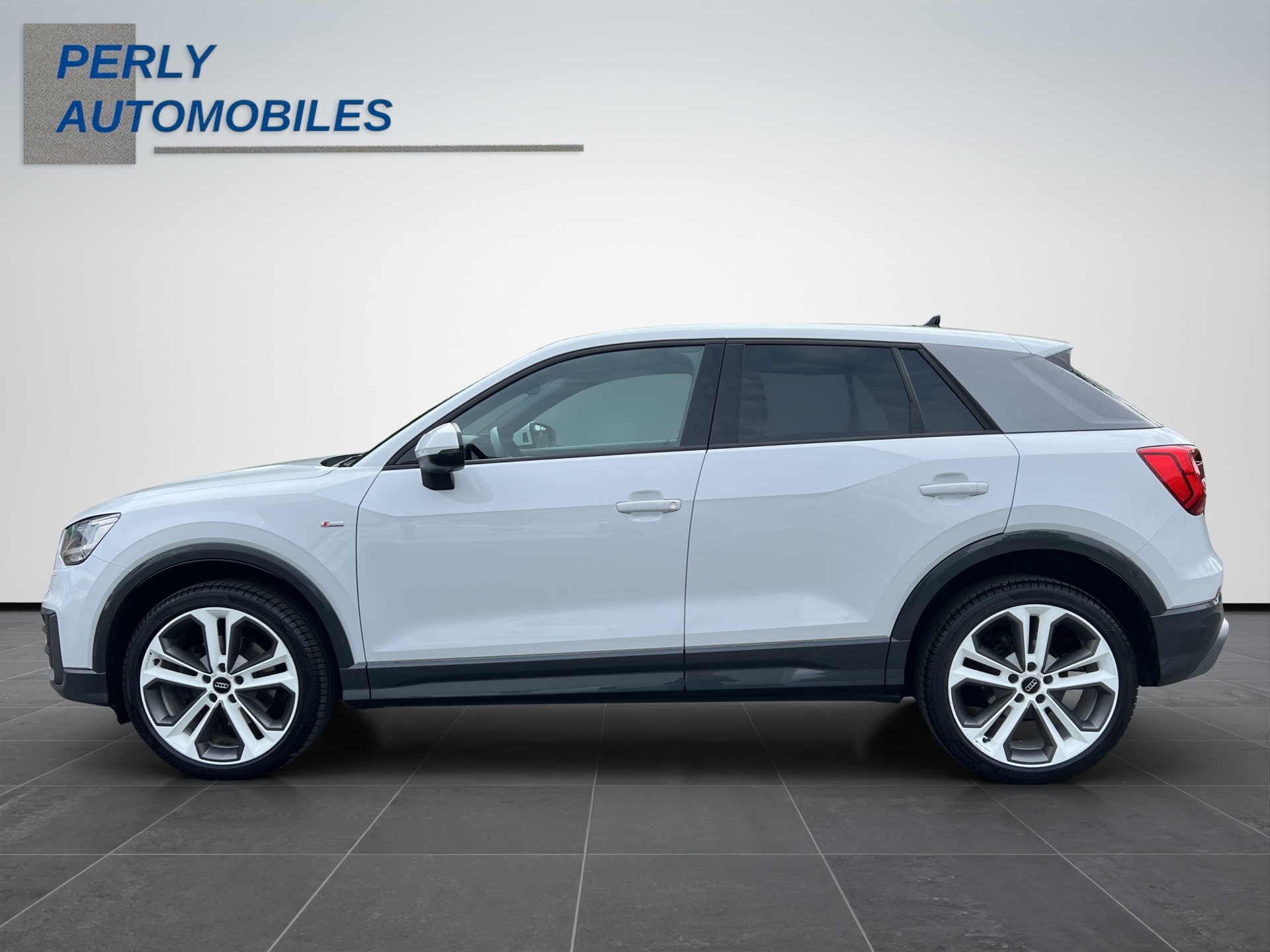 AUDI Q2 1.5 35 TFSI Sport S-Tronic-showroom-element-2