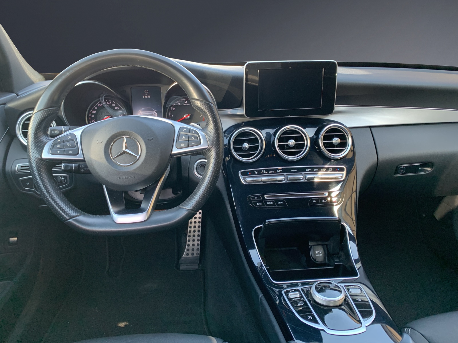 MERCEDES-BENZ C 250 AMG Line-image-6