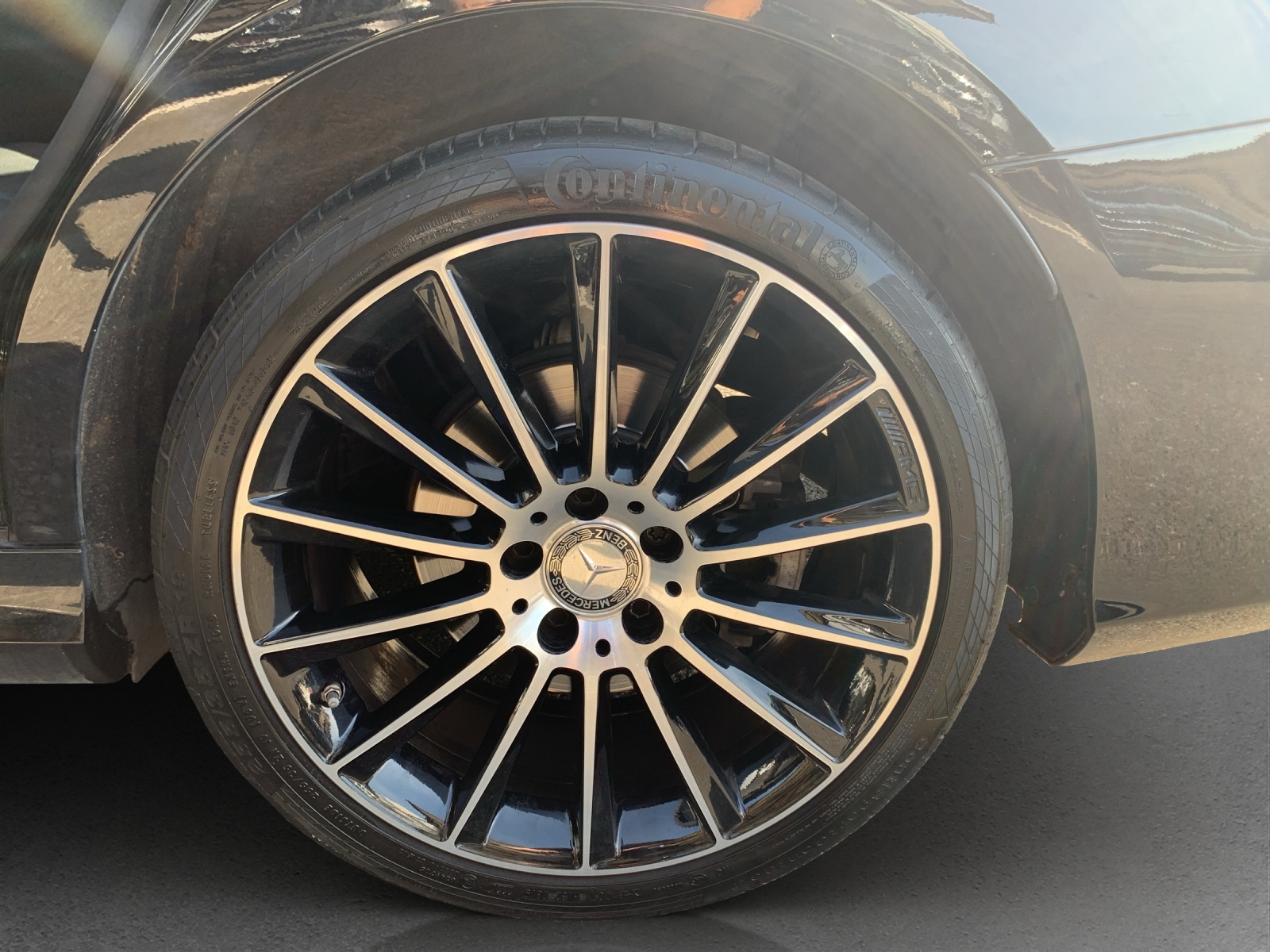 MERCEDES-BENZ C 250 AMG Line-image-11