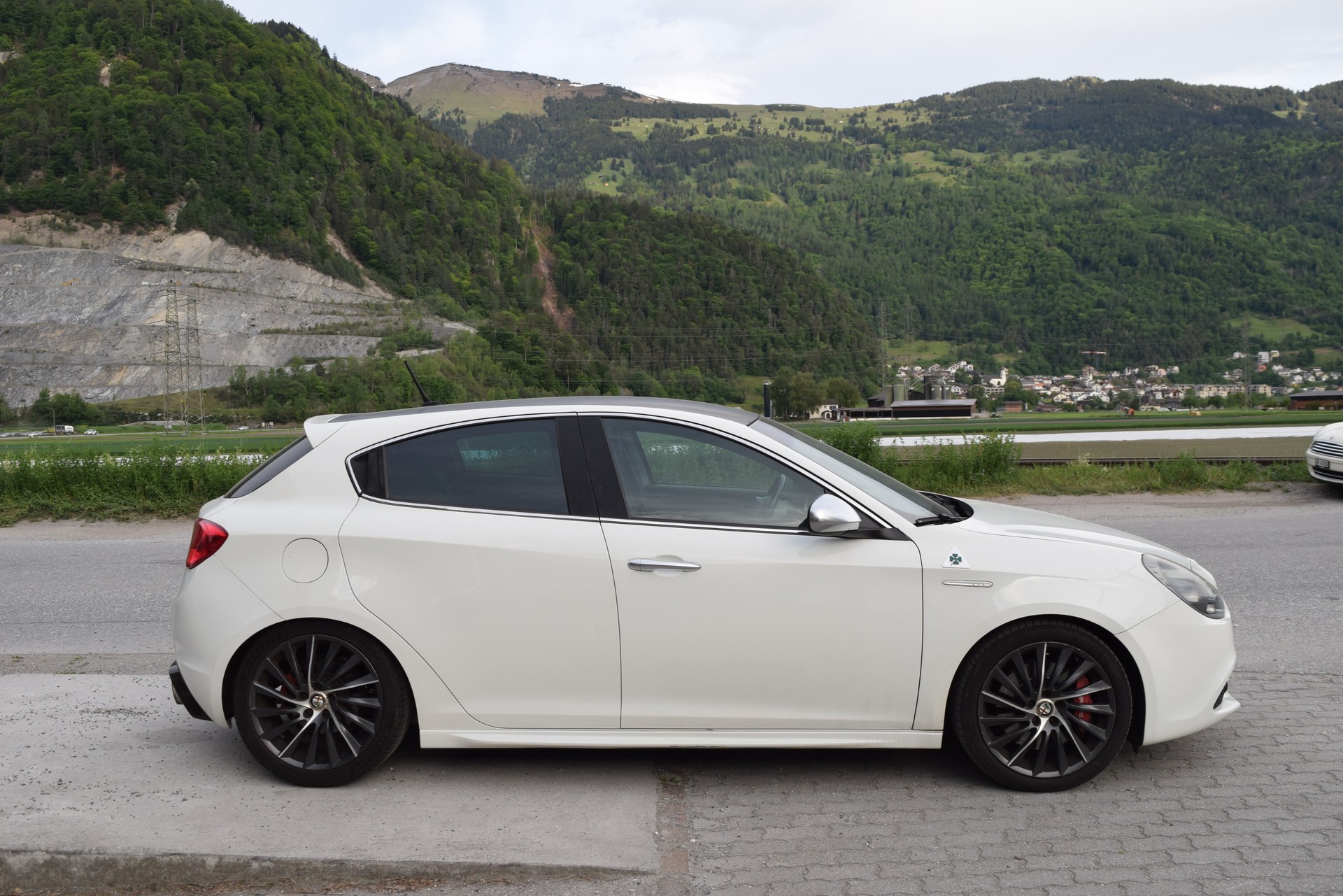 ALFA ROMEO Giulietta 1750 TBi Quadrifoglio Verde-image-8