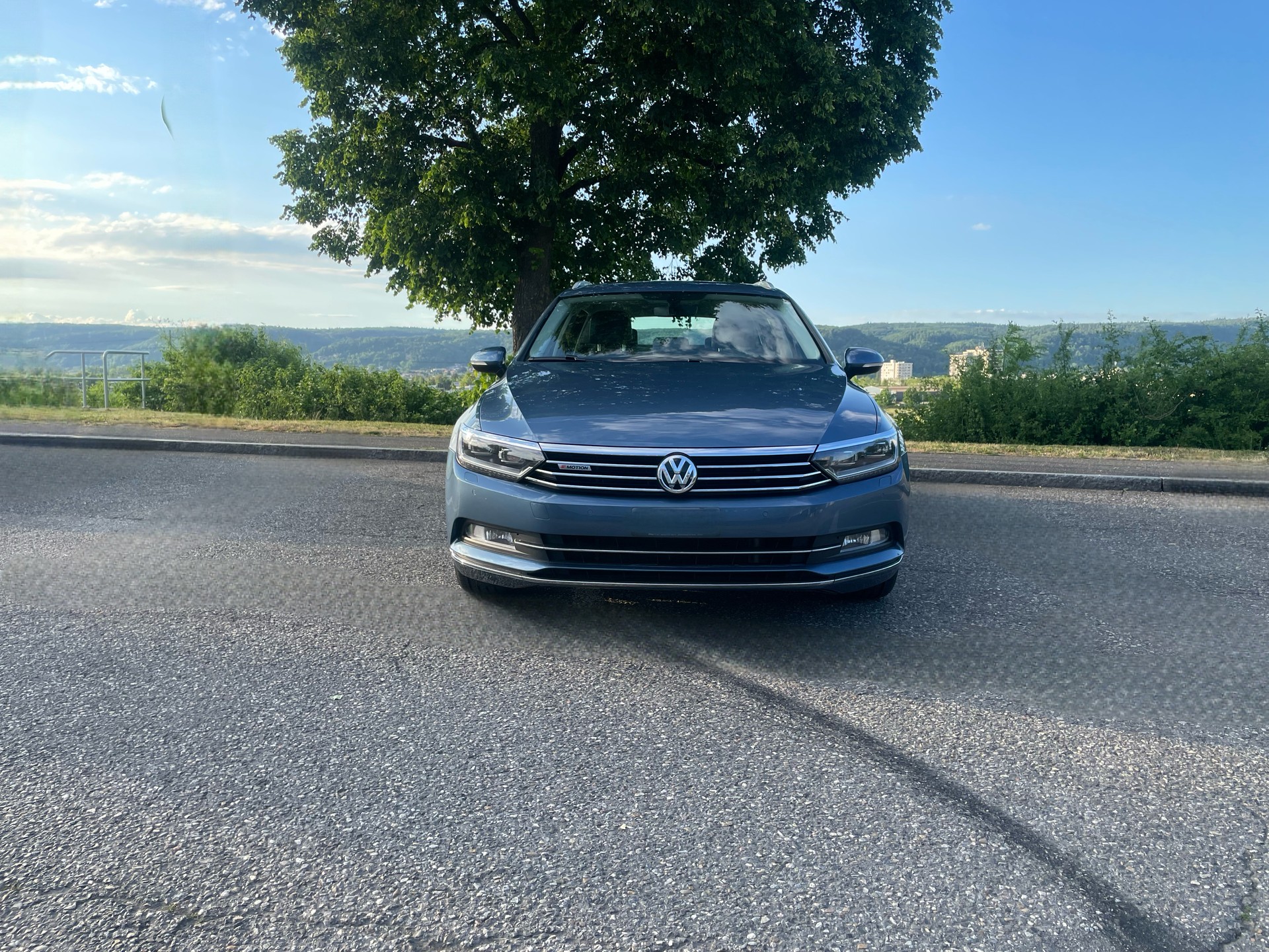 VW Passat Variant 2.0 TDI SCR BMT Highline 4Motion-image-0