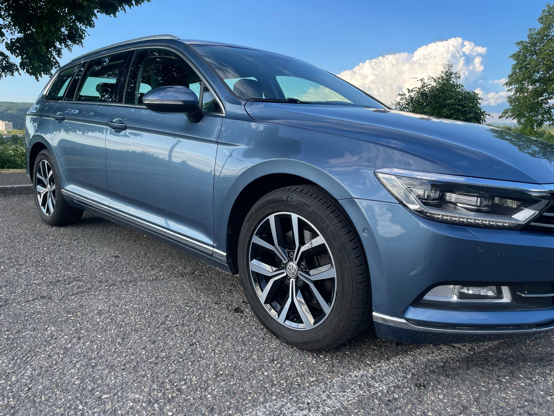 VW Passat Variant 2.0 TDI SCR BMT Highline 4Motion-image-1