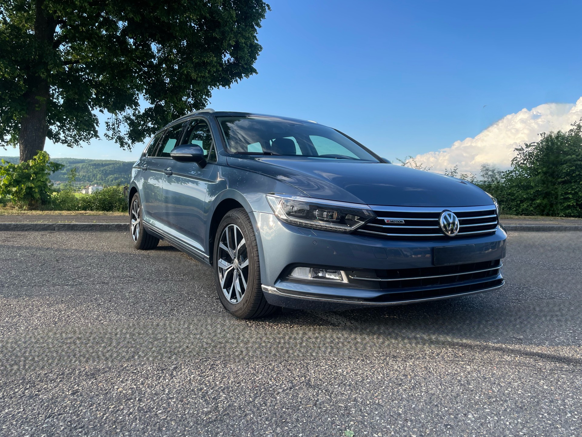 VW Passat Variant 2.0 TDI SCR BMT Highline 4Motion-image-9