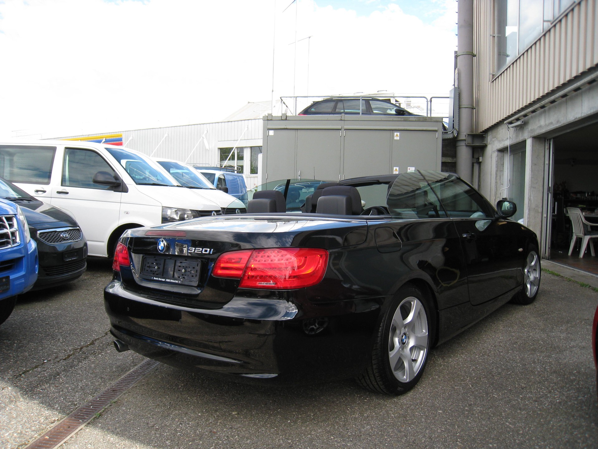 BMW 320i Cabriolet Steptronic MFK.-image-3