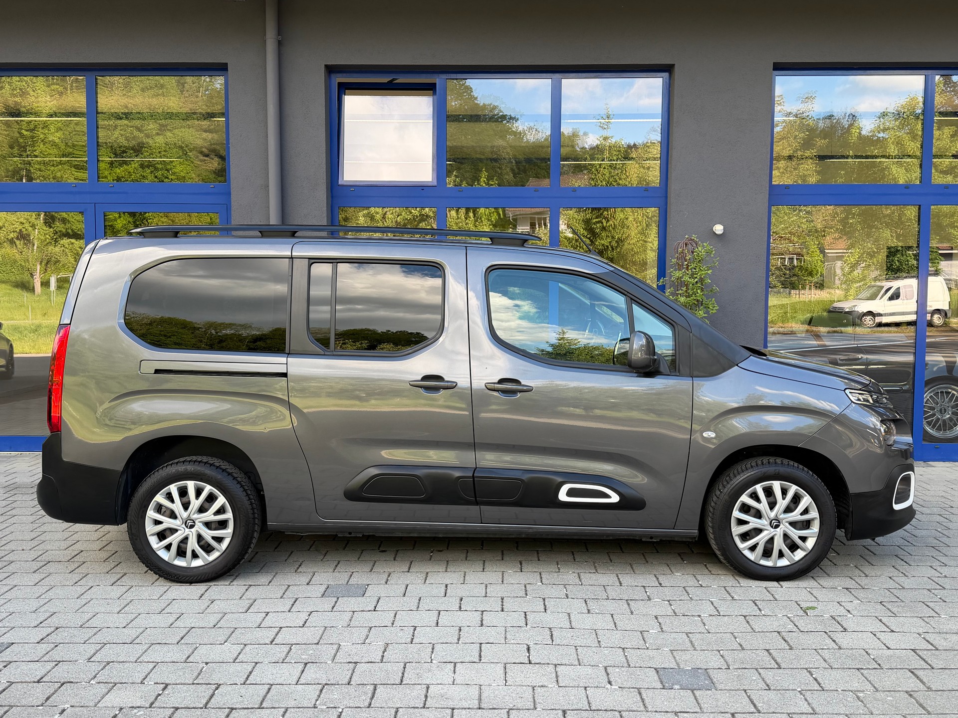 CITROEN Berlingo XL 1.5 BlueHDi 7 Plätze Feel-image-5