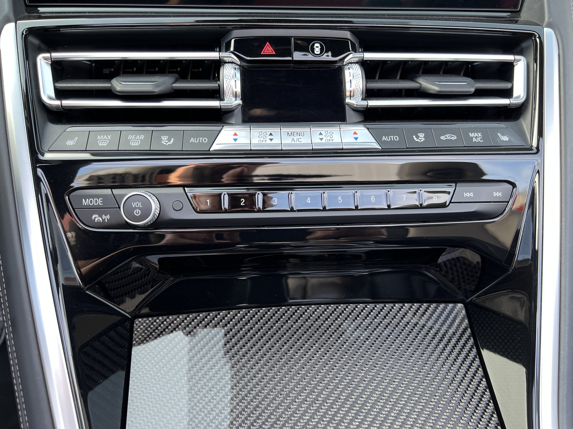 BMW 840i sDrive M Sport Pro Steptronic-image-7