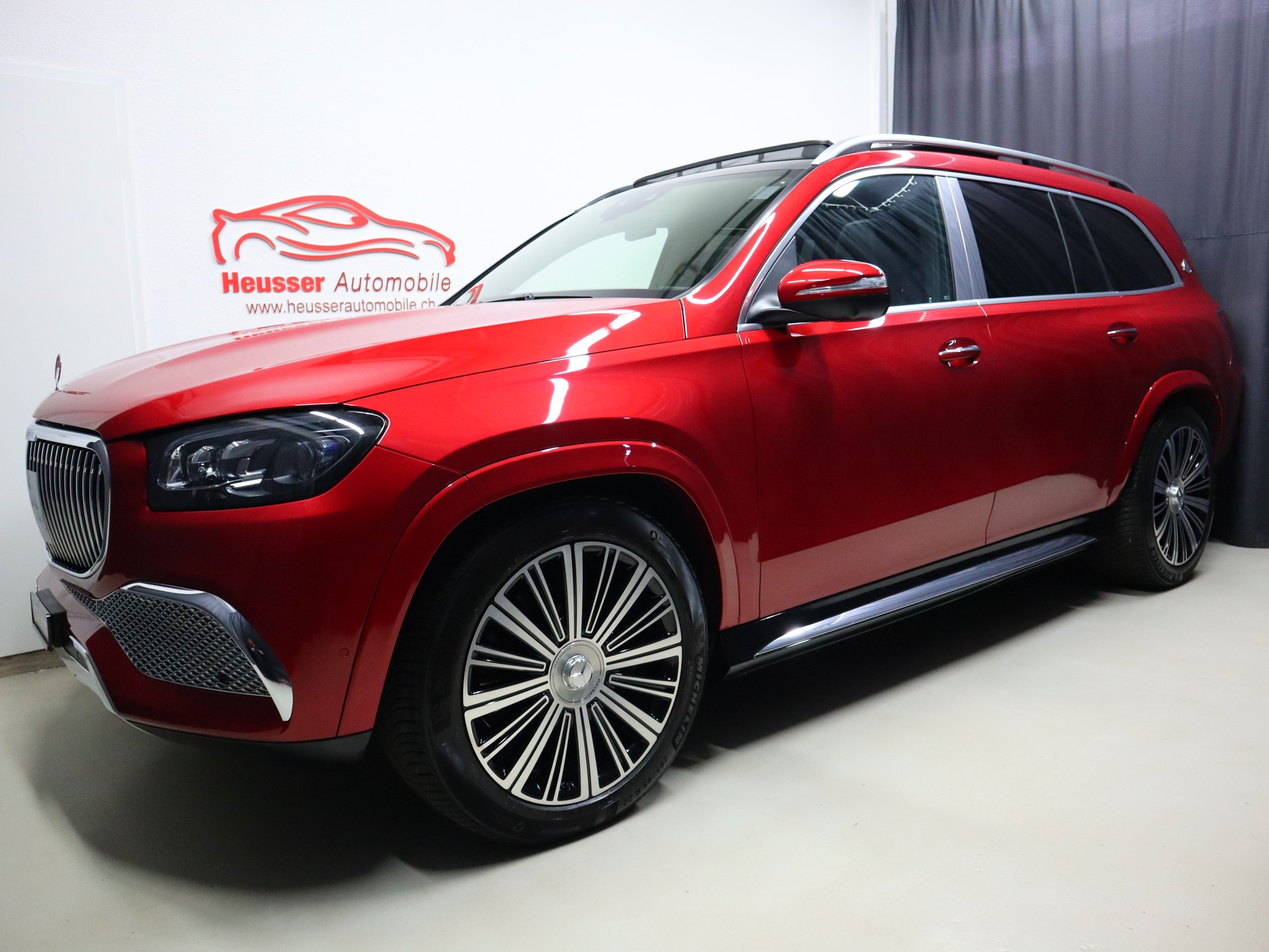 MERCEDES-BENZ GLS Maybach 600 9G-Tronic - CH-Fahrzeug - Panorama - Matrix LED - Leder - Luftfederung - 360° Kamera - Distronic - 557 PS-showroom-element-1
