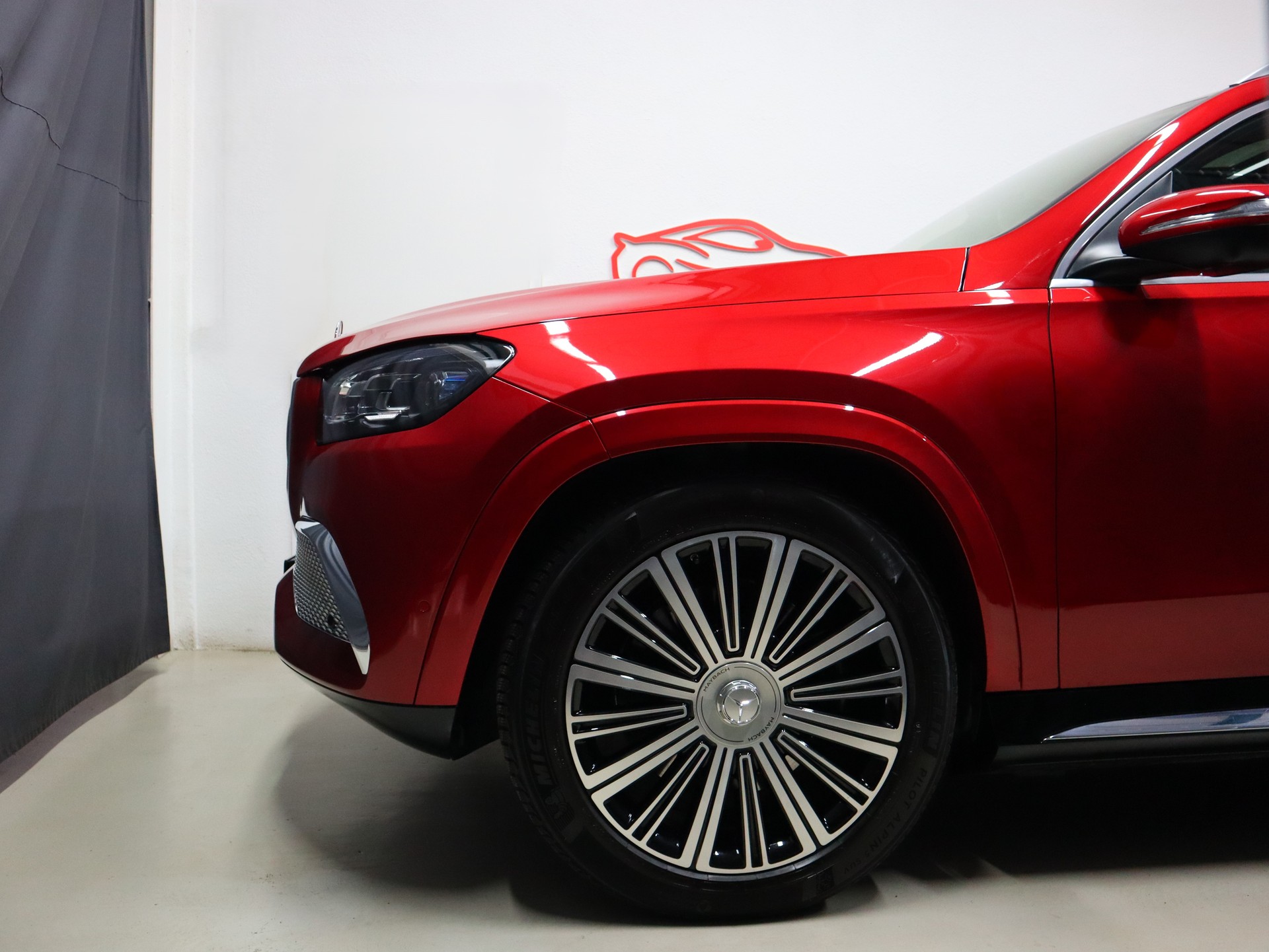 MERCEDES-BENZ GLS Maybach 600 9G-Tronic - CH-Fahrzeug - Panorama - Matrix LED - Leder - Luftfederung - 360° Kamera - Distronic - 557 PS-showroom-element-3