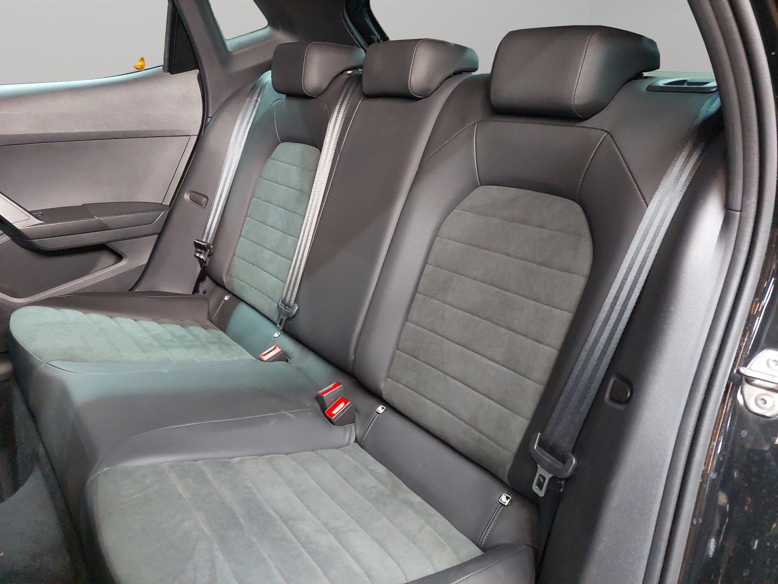 SEAT Ibiza 1.0 EcoTSI FR DSG-image-7