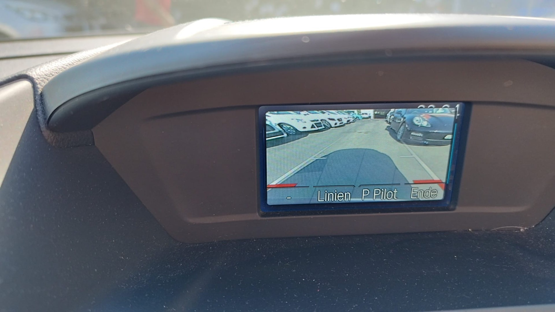 FORD C-Max 2.0 TDCi Titanium PowerShift-image-9