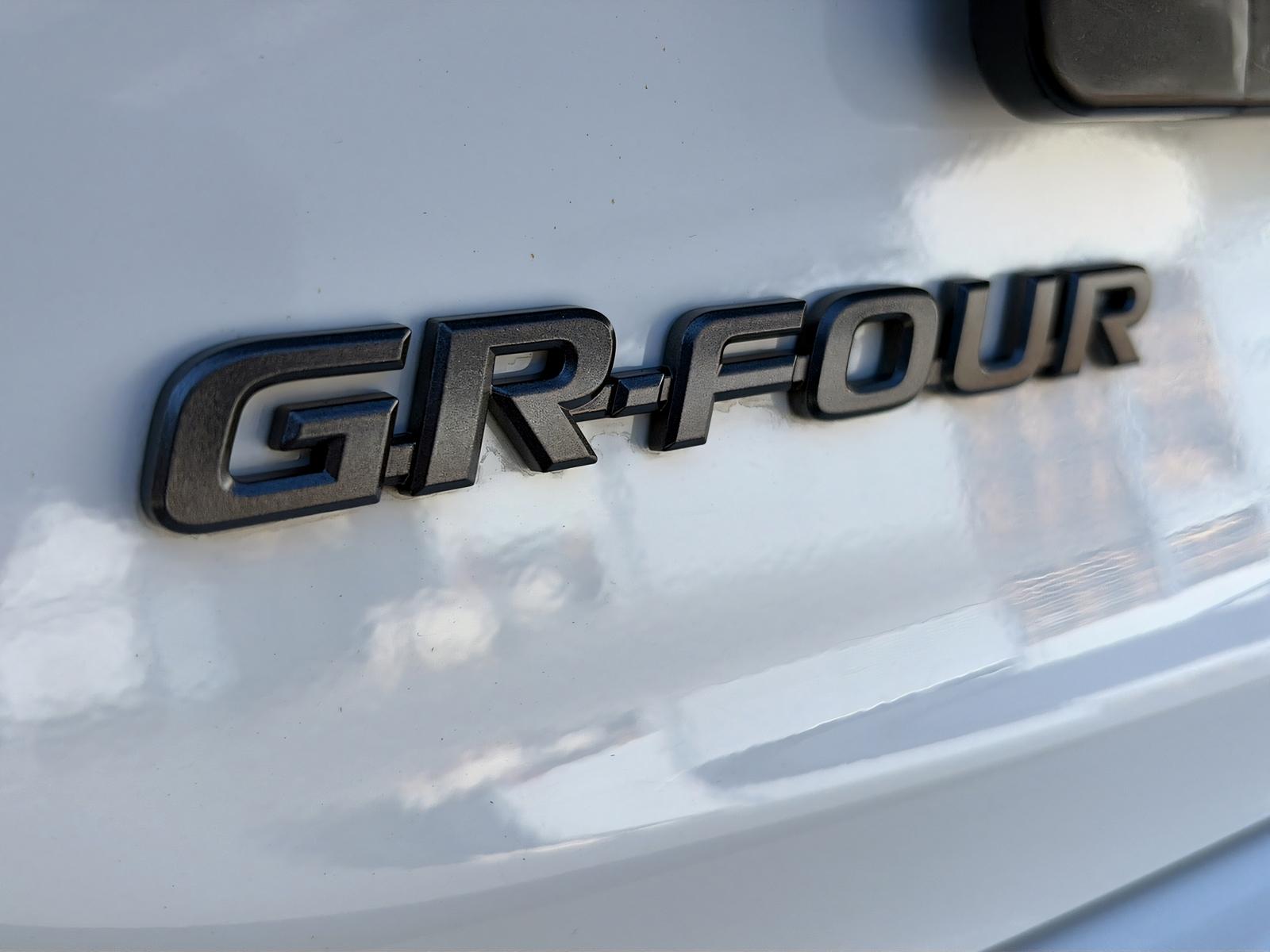 TOYOTA GR Yaris 1.6 Turbo Sport 4x4-image-8