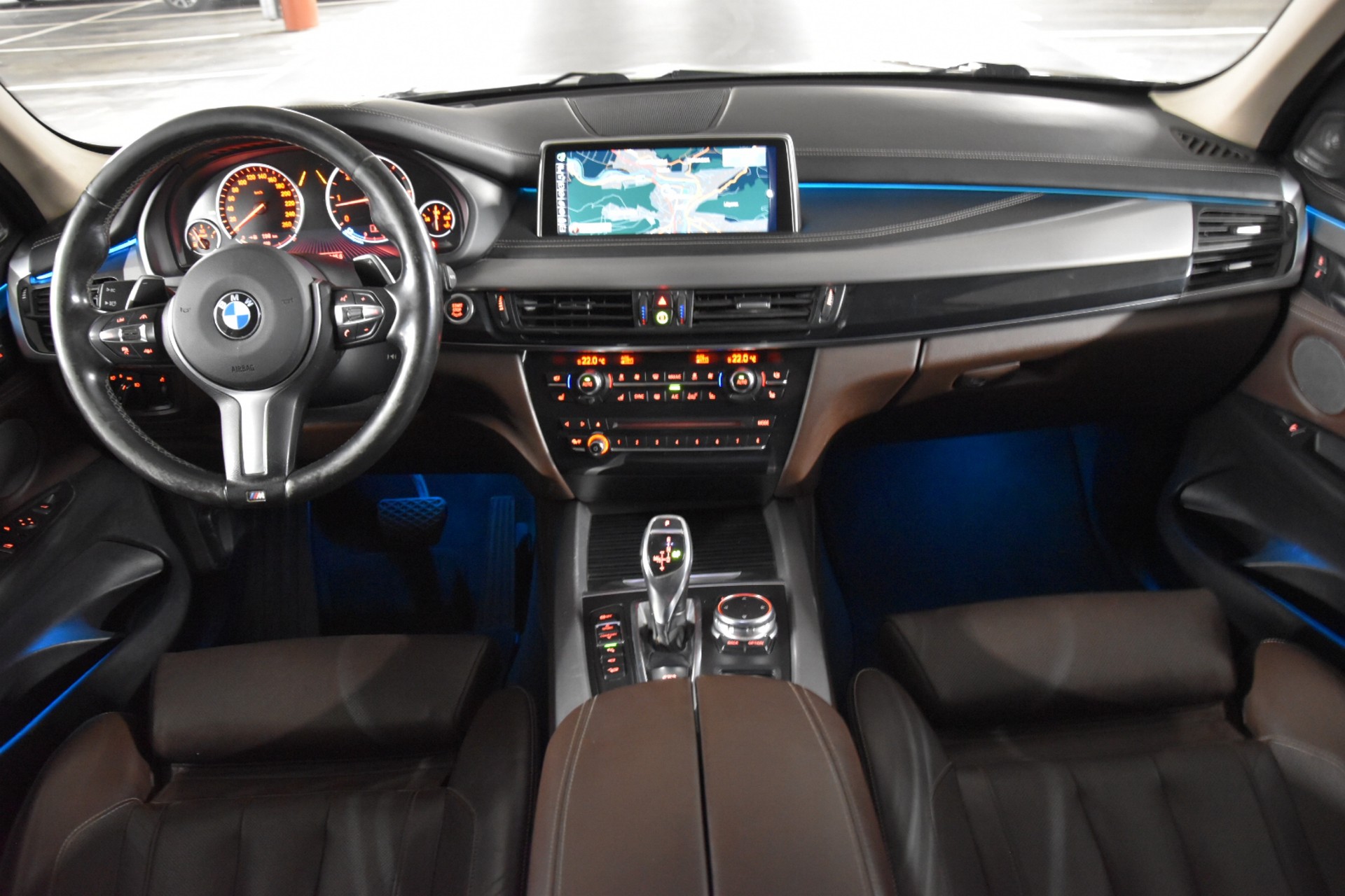 BMW X5 xDrive 40d Steptronic-image-12