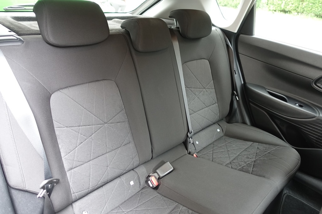 HYUNDAI Bayon 1.0 T-GDi Amplia DCT-image-13