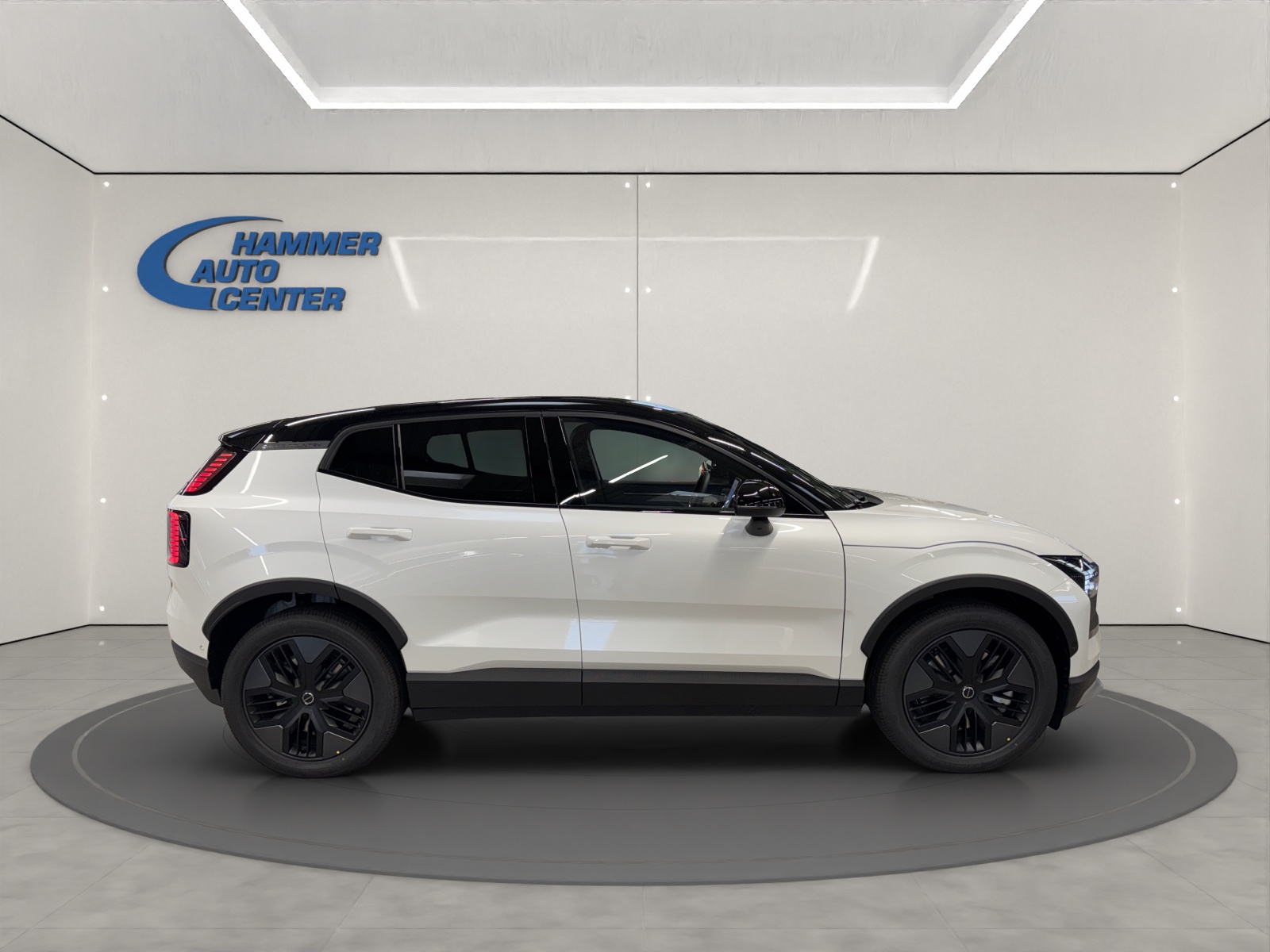 VOLVO EX30 CC P8 Ultra AWD-image-5