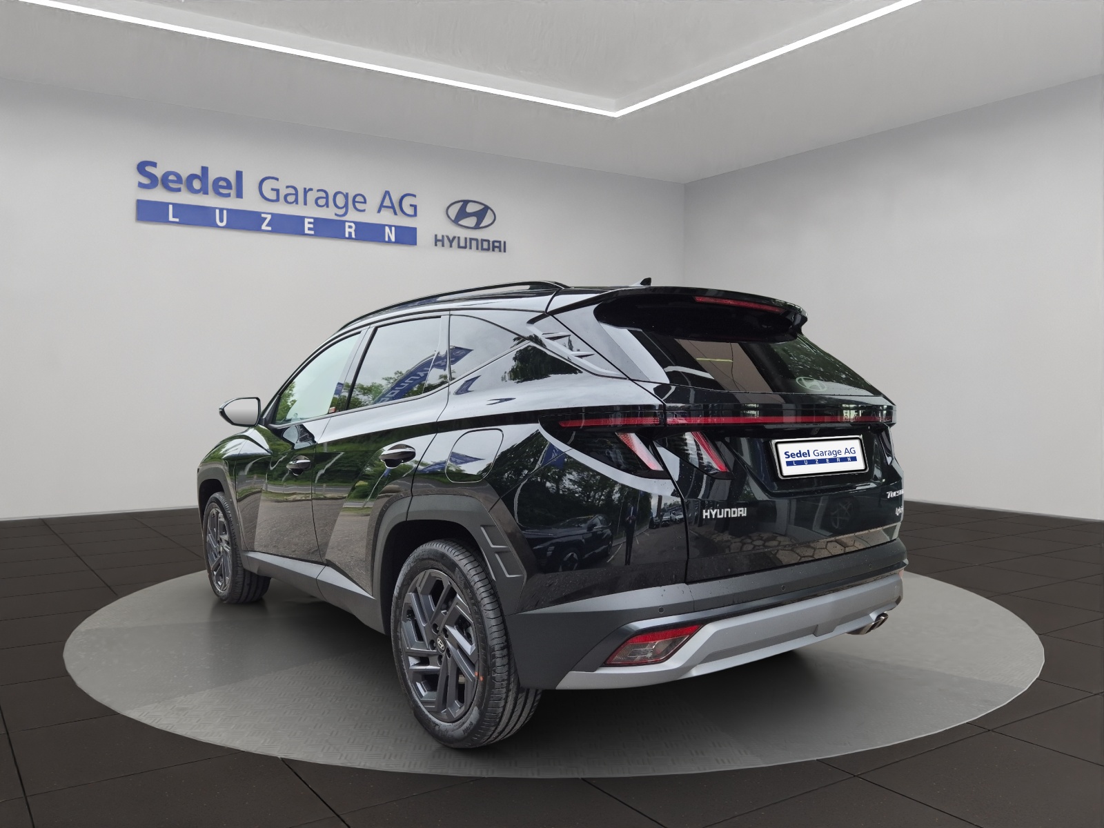 HYUNDAI Tucson 1.6 T-GDi HEV Origo Blackline 4WD-image-3