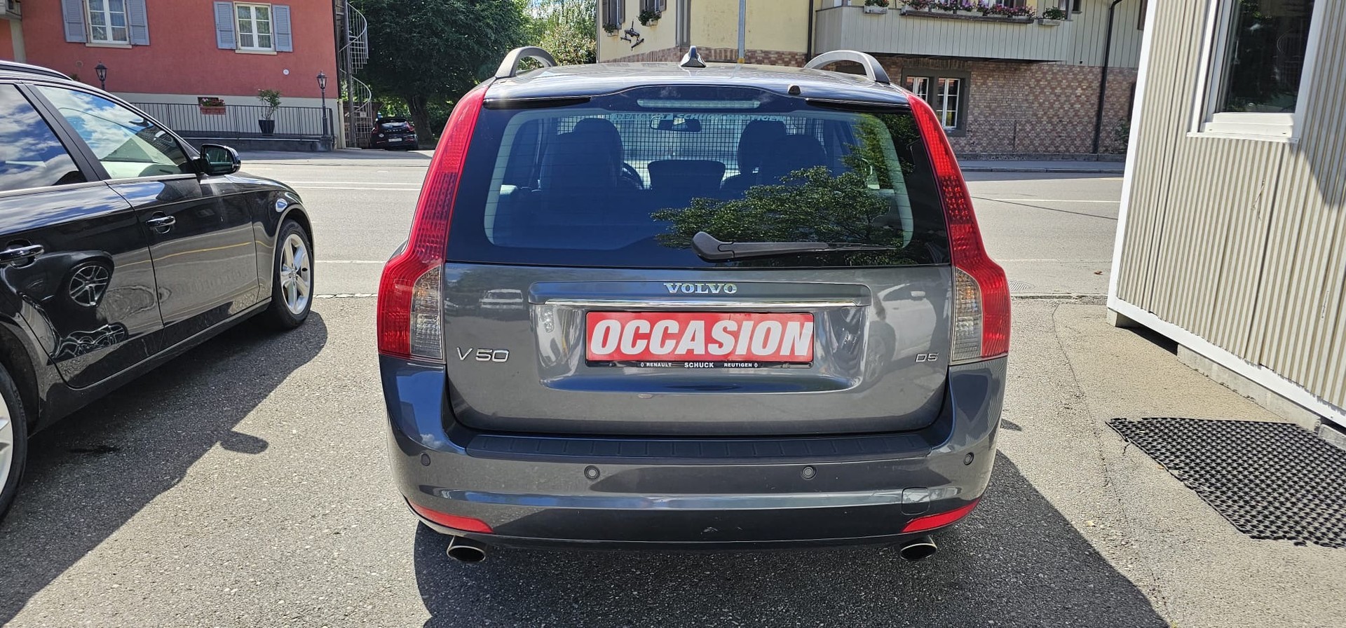 VOLVO V50 D5-image-7