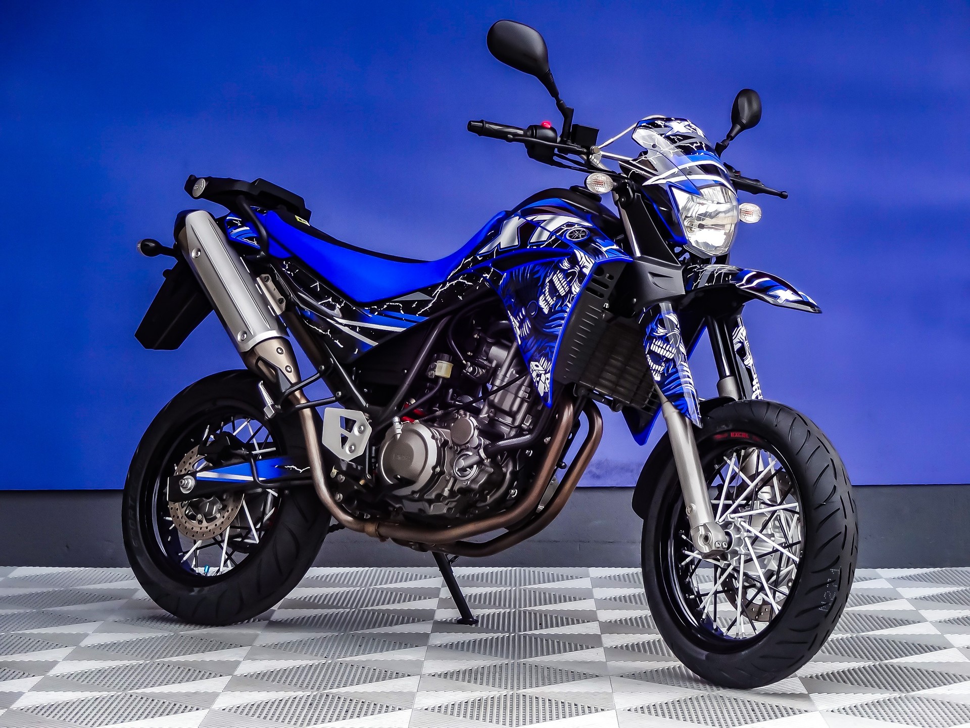 YAMAHA XT 660 X Supermotard-showroom-element-2