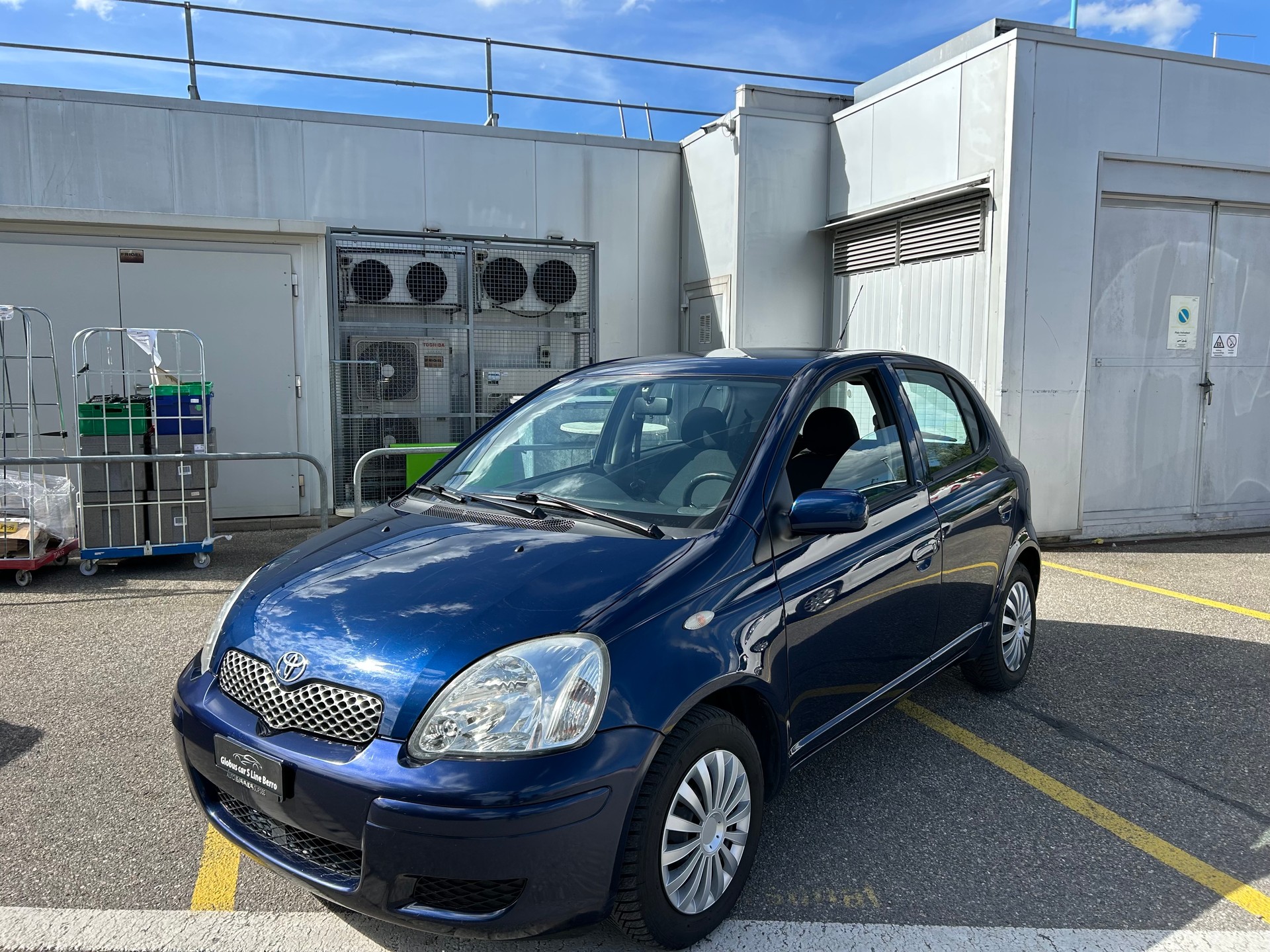 TOYOTA Yaris 1.3 Linea Sol-image-8