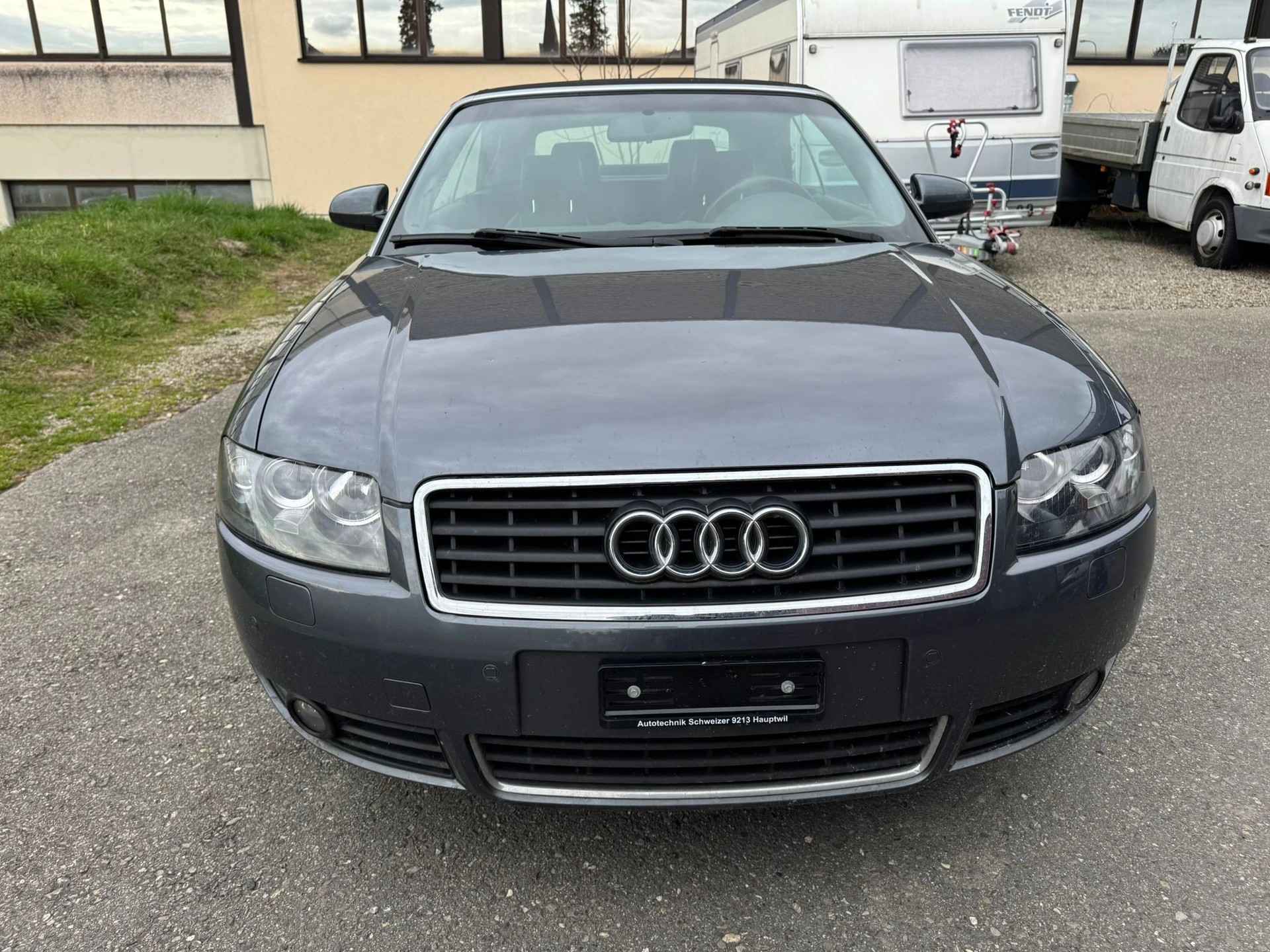 AUDI A4 Cabriolet 3.0 V6-image-1