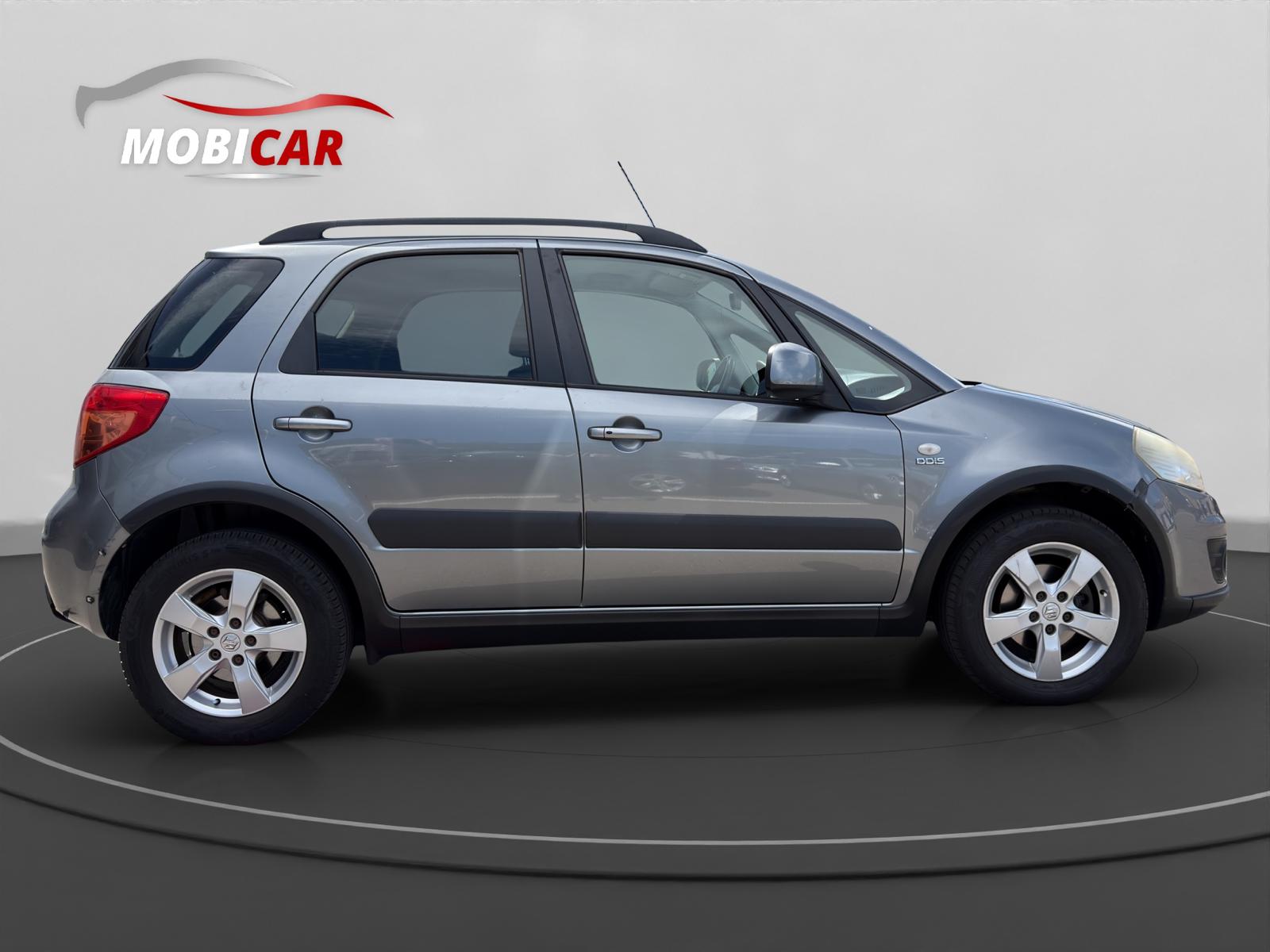 SUZUKI SX4 2.0 TD GL Top 4WD-image-5
