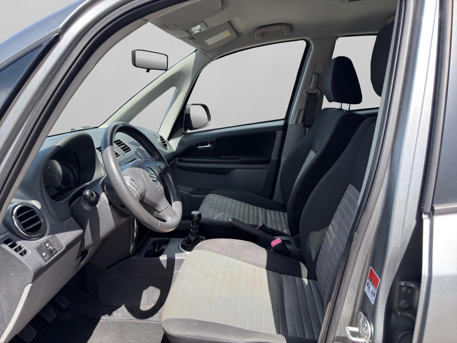 SUZUKI SX4 2.0 TD GL Top 4WD-image-8