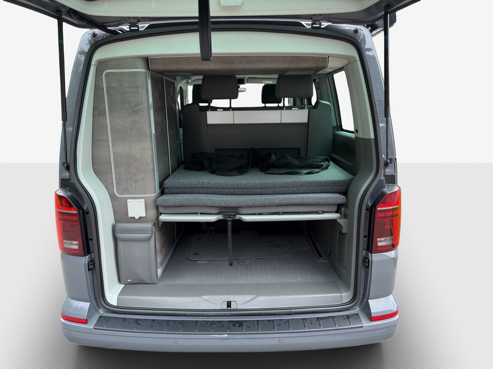 VW T6.1 California 2.0 TDI Ocean Last Edition DSG-image-12