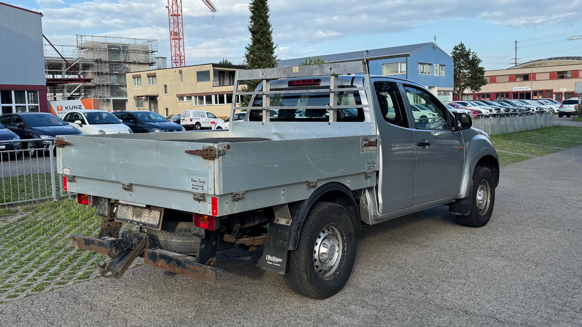 ISUZU D-MAX 2.5 SpaceCab Satellite 4x4-image-3