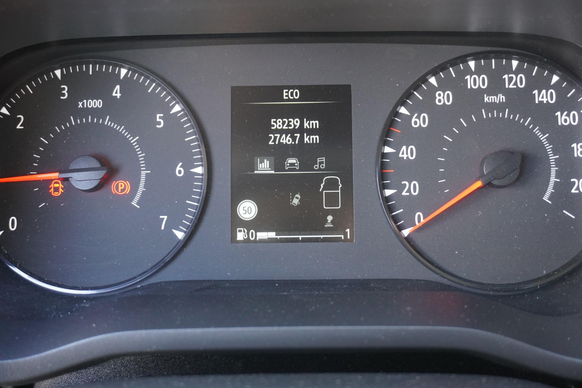 RENAULT Trafic 2.0 Blue dCi 130 Advance L1H1 3-PLÄTZER!!!-image-22
