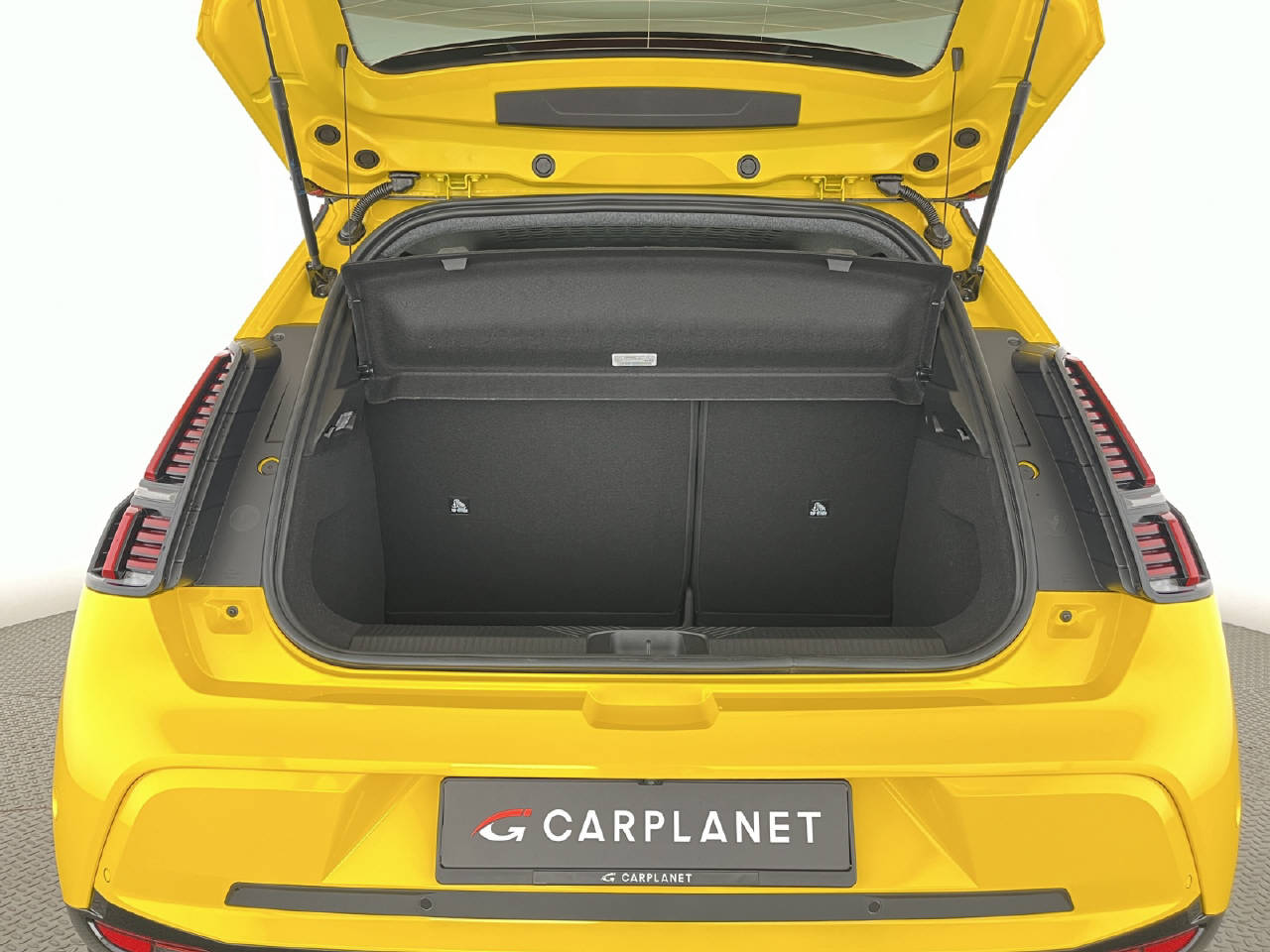 RENAULT R5 E-Tech Comfort Range iconic-image-17
