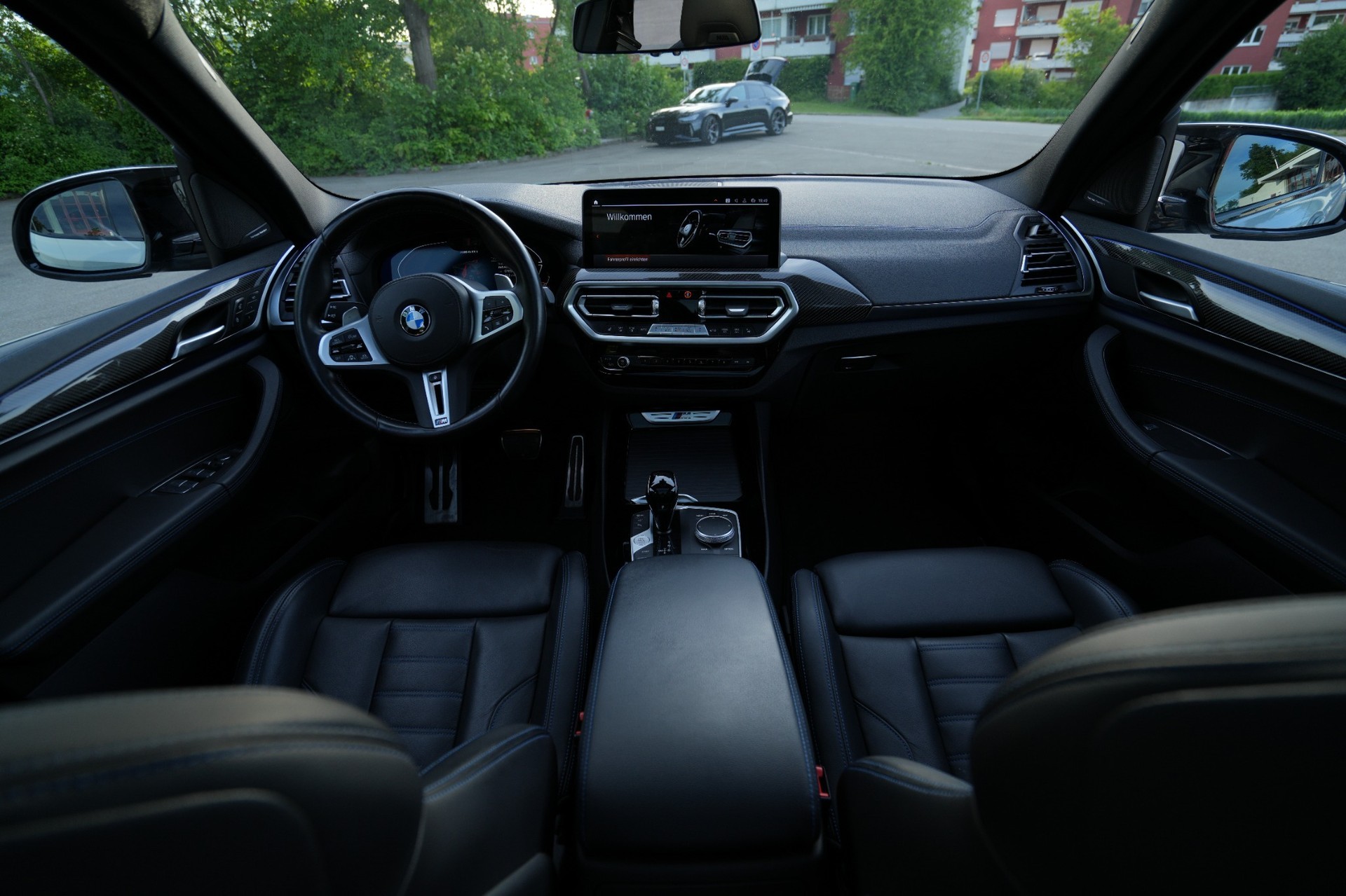 BMW M40i-image-5