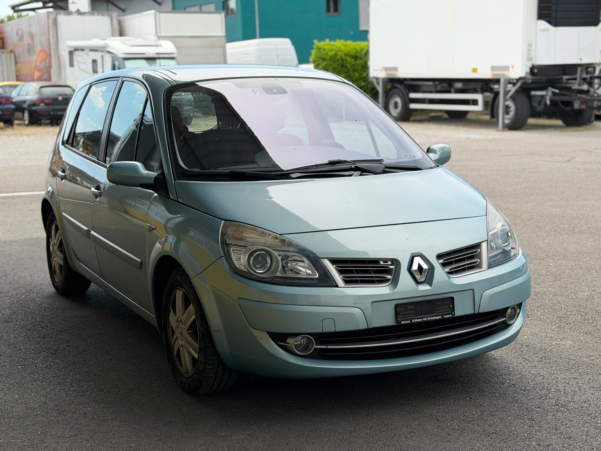 RENAULT Scénic 2.0 16V Privilège-image-3