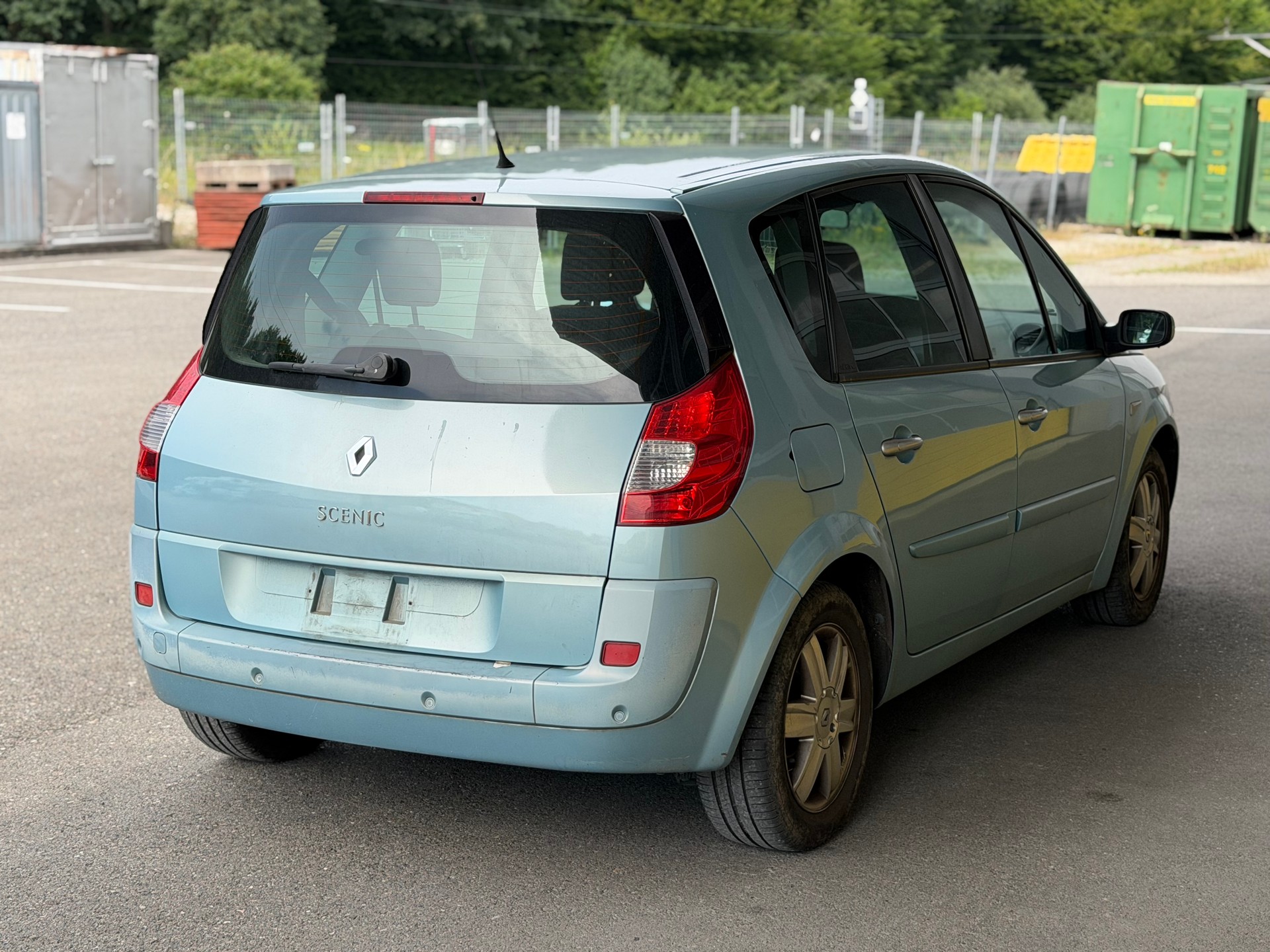 RENAULT Scénic 2.0 16V Privilège-image-7