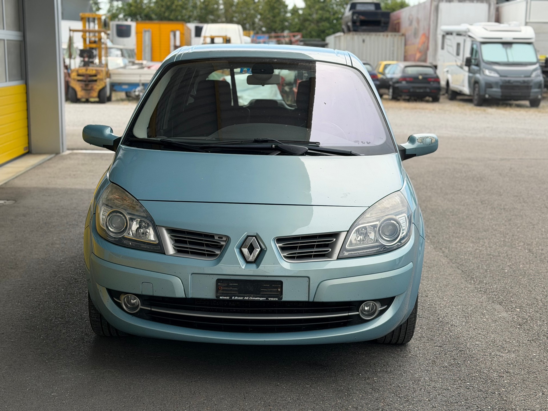 RENAULT Scénic 2.0 16V Privilège-image-1