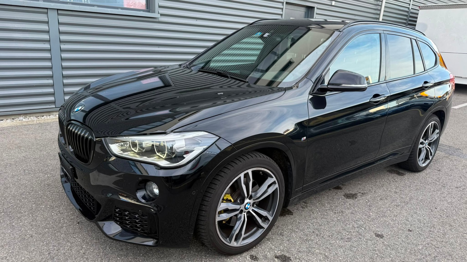 BMW X1 xDrive 25i M Sport Steptronic-image-2