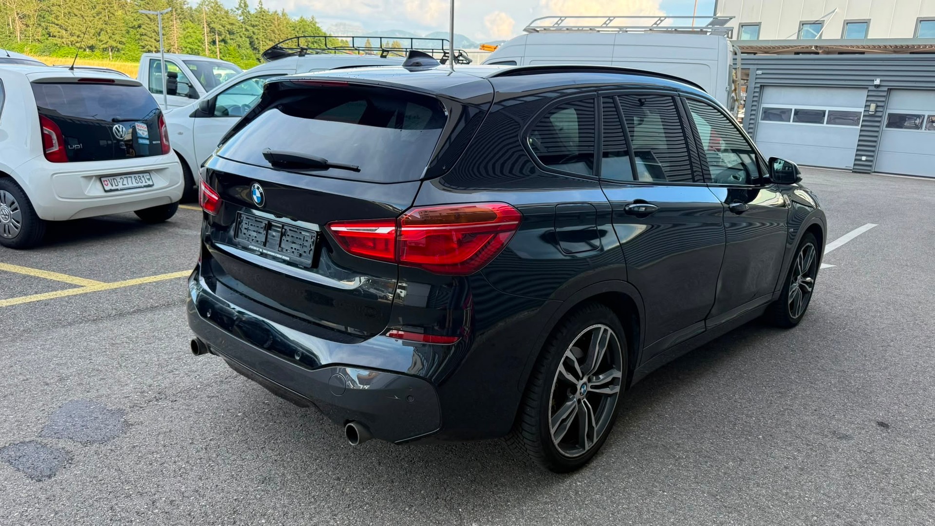 BMW X1 xDrive 25i M Sport Steptronic-image-3