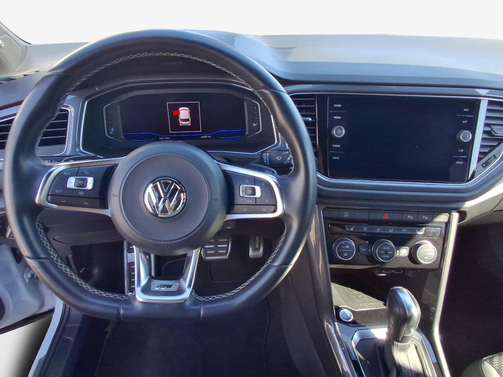 VW T-Roc 2.0 TSI Sport DSG 4Motion-image-9