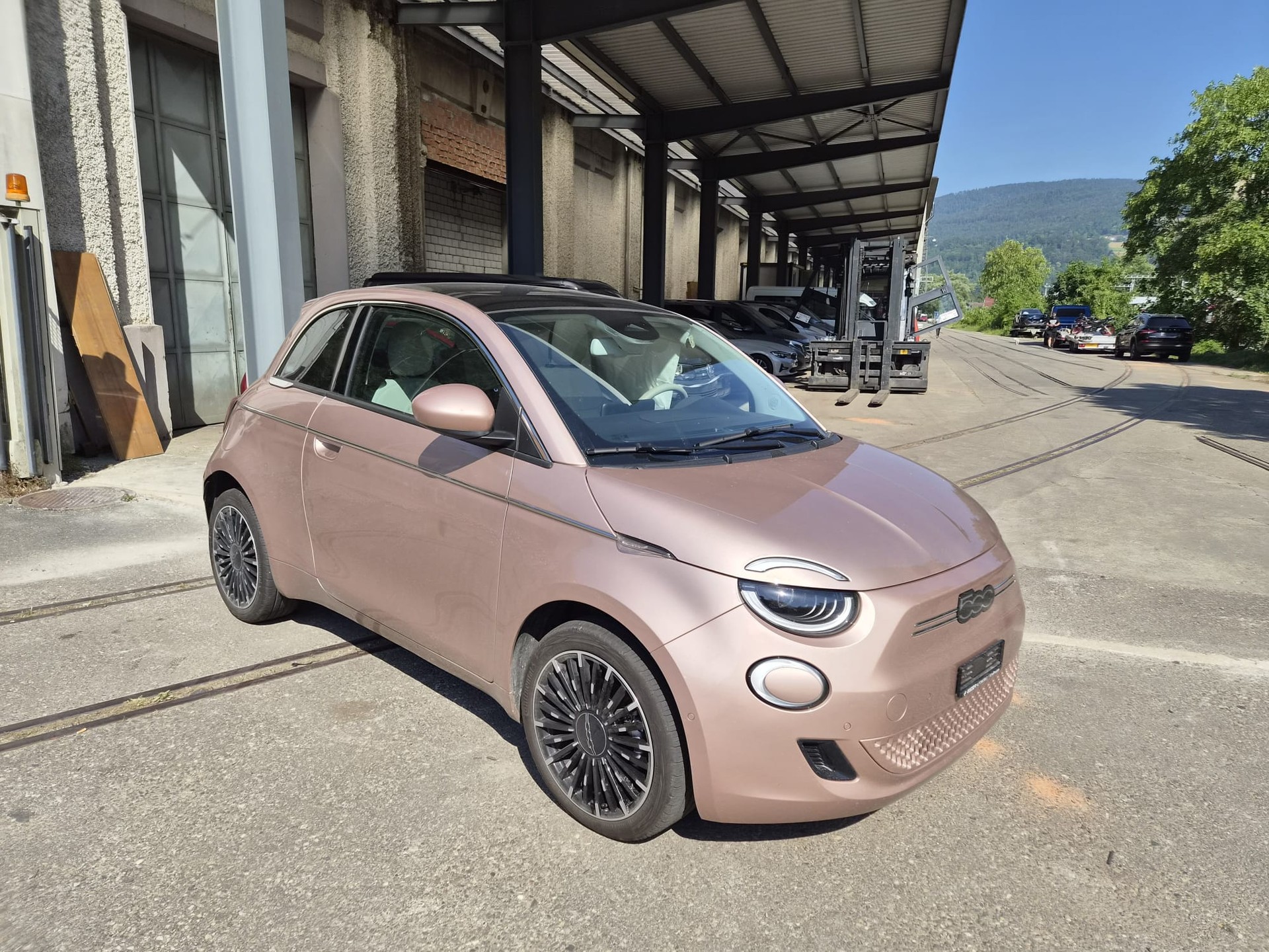FIAT 500 electric 87 kW La Prima-image-2