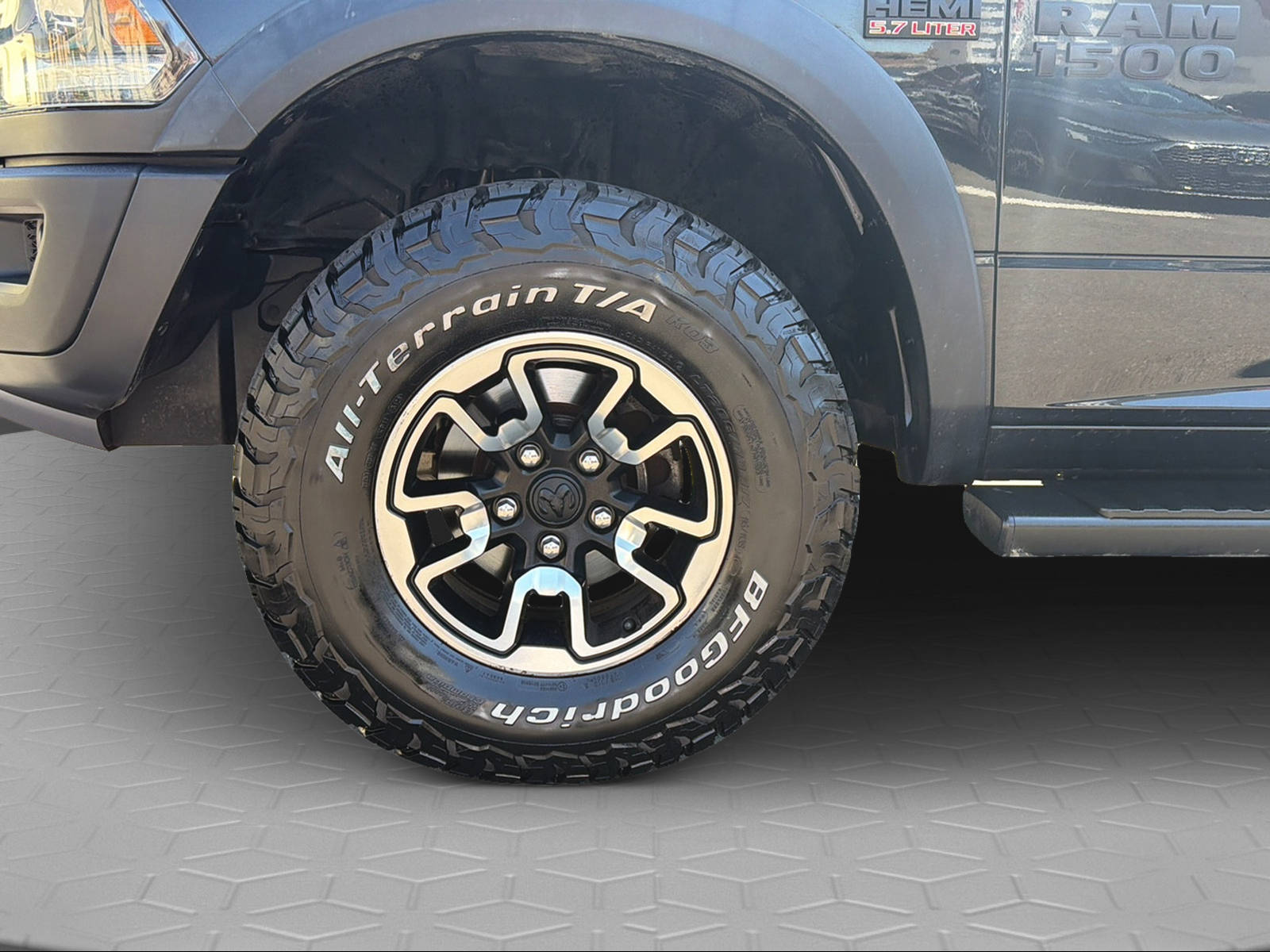 DODGE Rebel-image-8