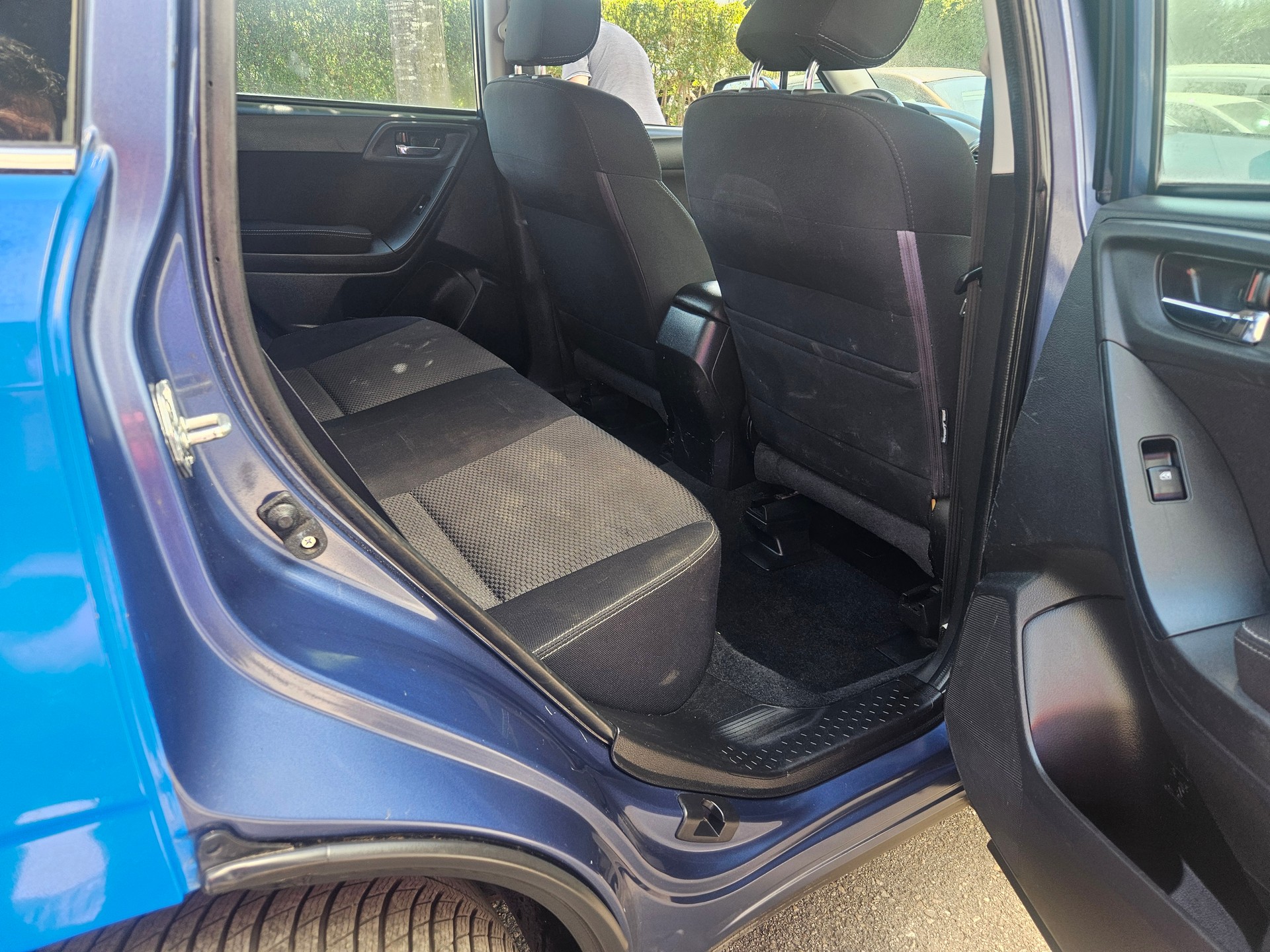 SUBARU Forester 2.0i Swiss Lineartronic-image-9