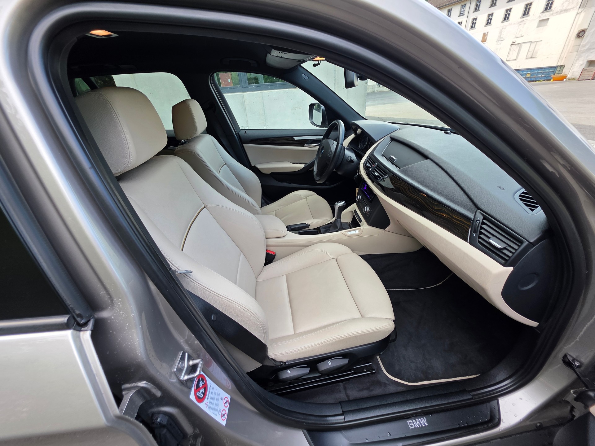 BMW X1 xDrive 20d-image-21