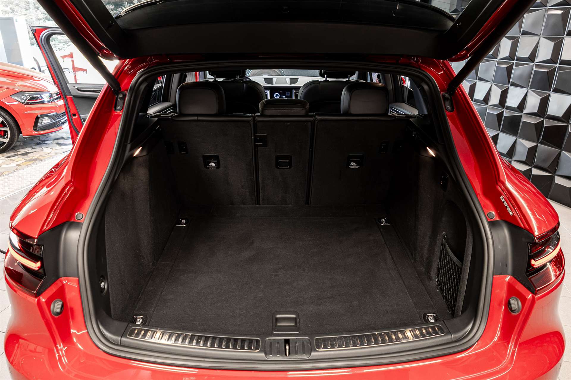 PORSCHE Macan GTS PDK-image-25