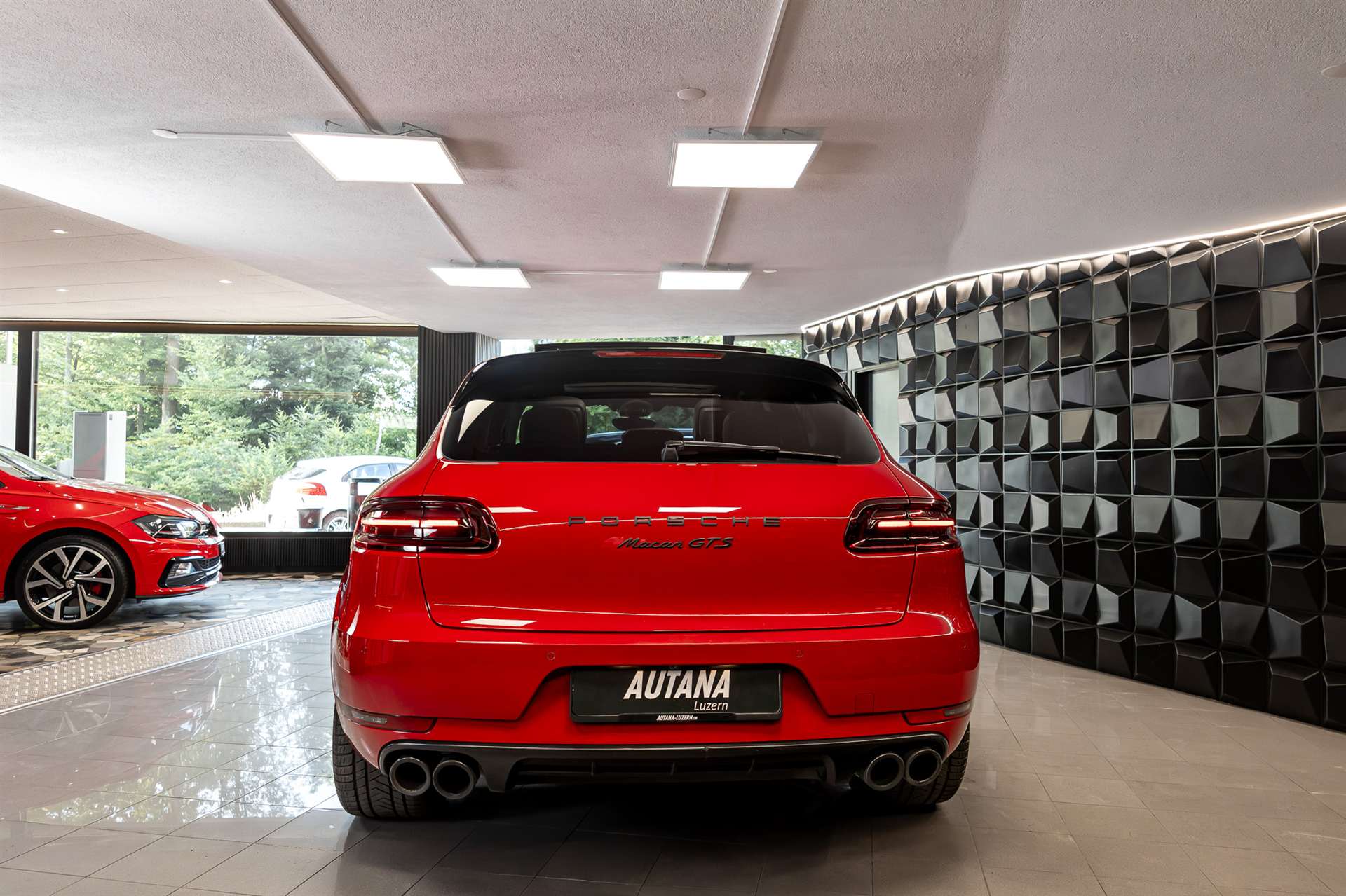 PORSCHE Macan GTS PDK-image-4