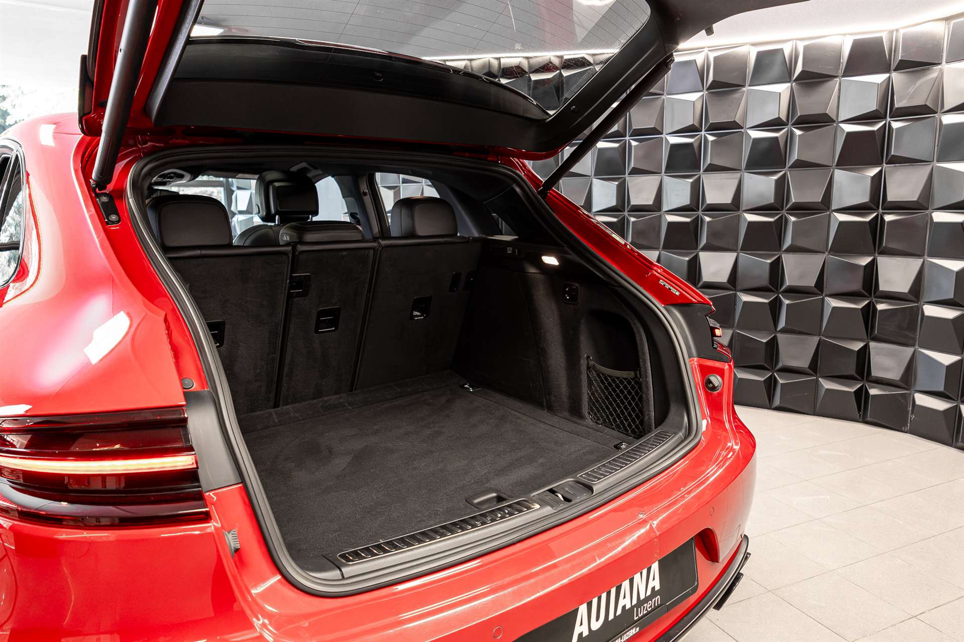 PORSCHE Macan GTS PDK-image-26
