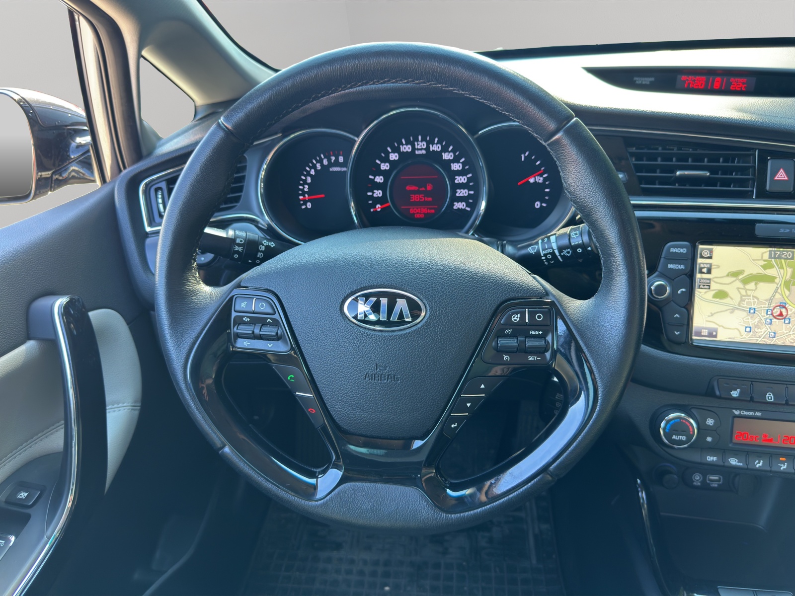 KIA Cee'd Sportswagon 1.0 T-GDi Trend-image-16